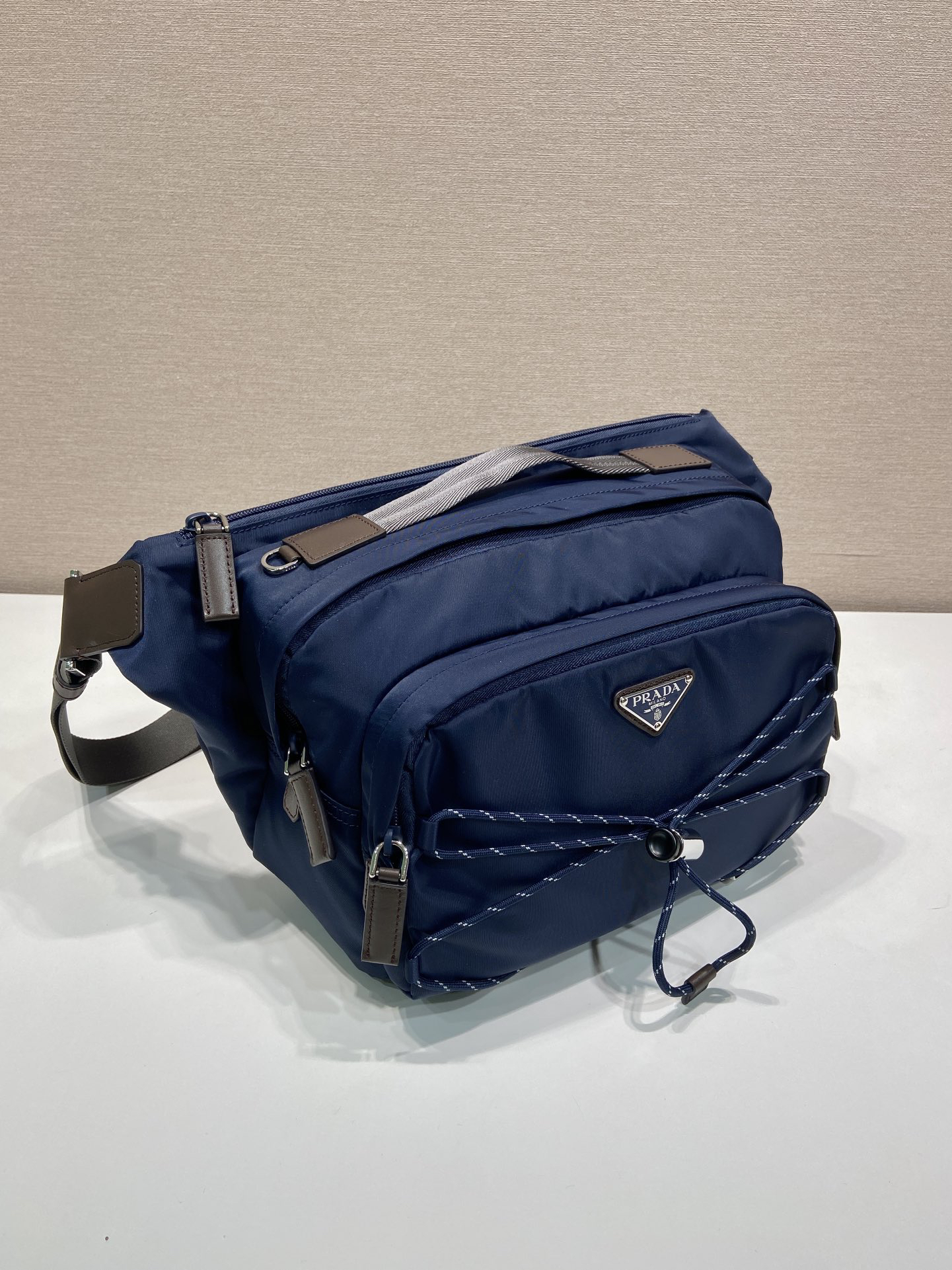 [TOP] PRADA Re-Nylon Bag 30x22x10cm - Blue - 711 Luxury