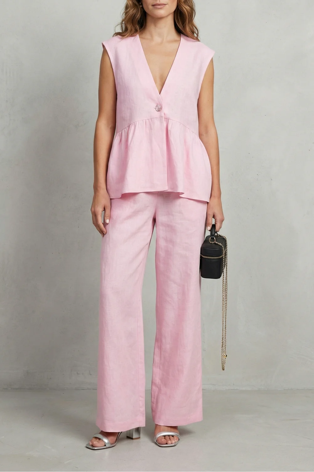 Rosélune – Soft ruffle elegance – Top and trouser set