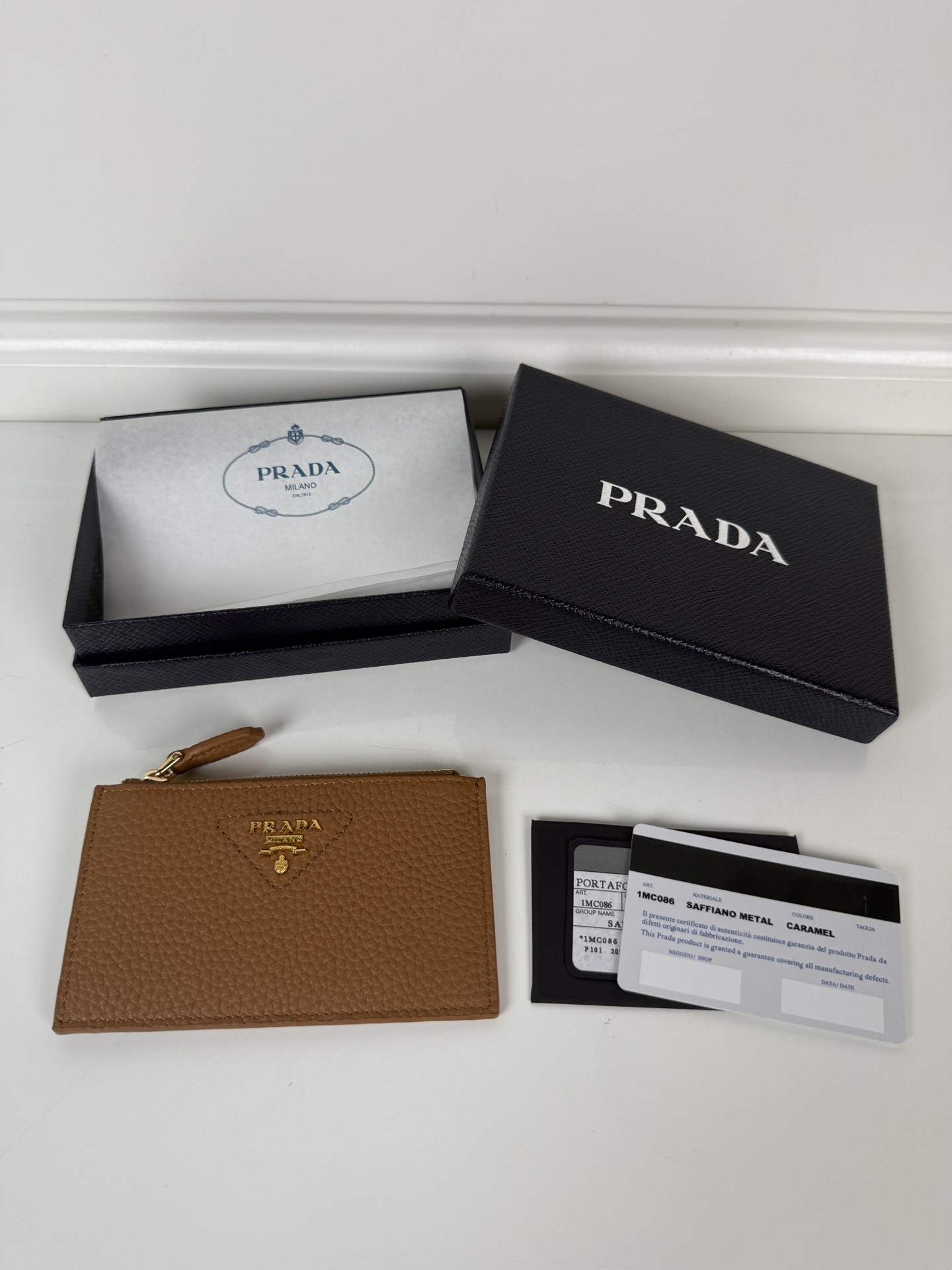 [TOP] PRADA Card Holder 8cm*13cm - Brown - 711 Luxury