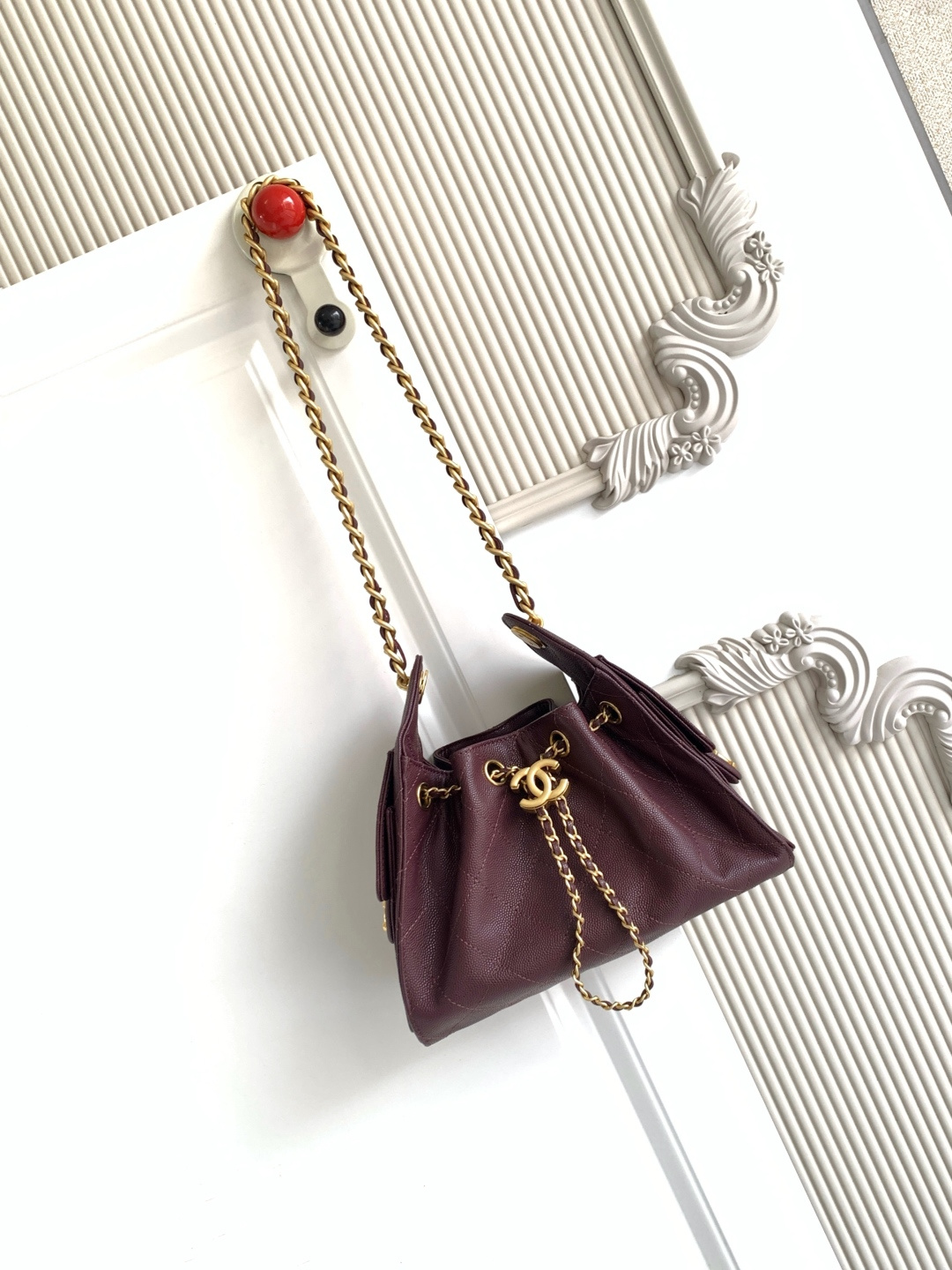 [TOP] CHANEL Mini Hobo Bag 20x22x12.5CM - Claret