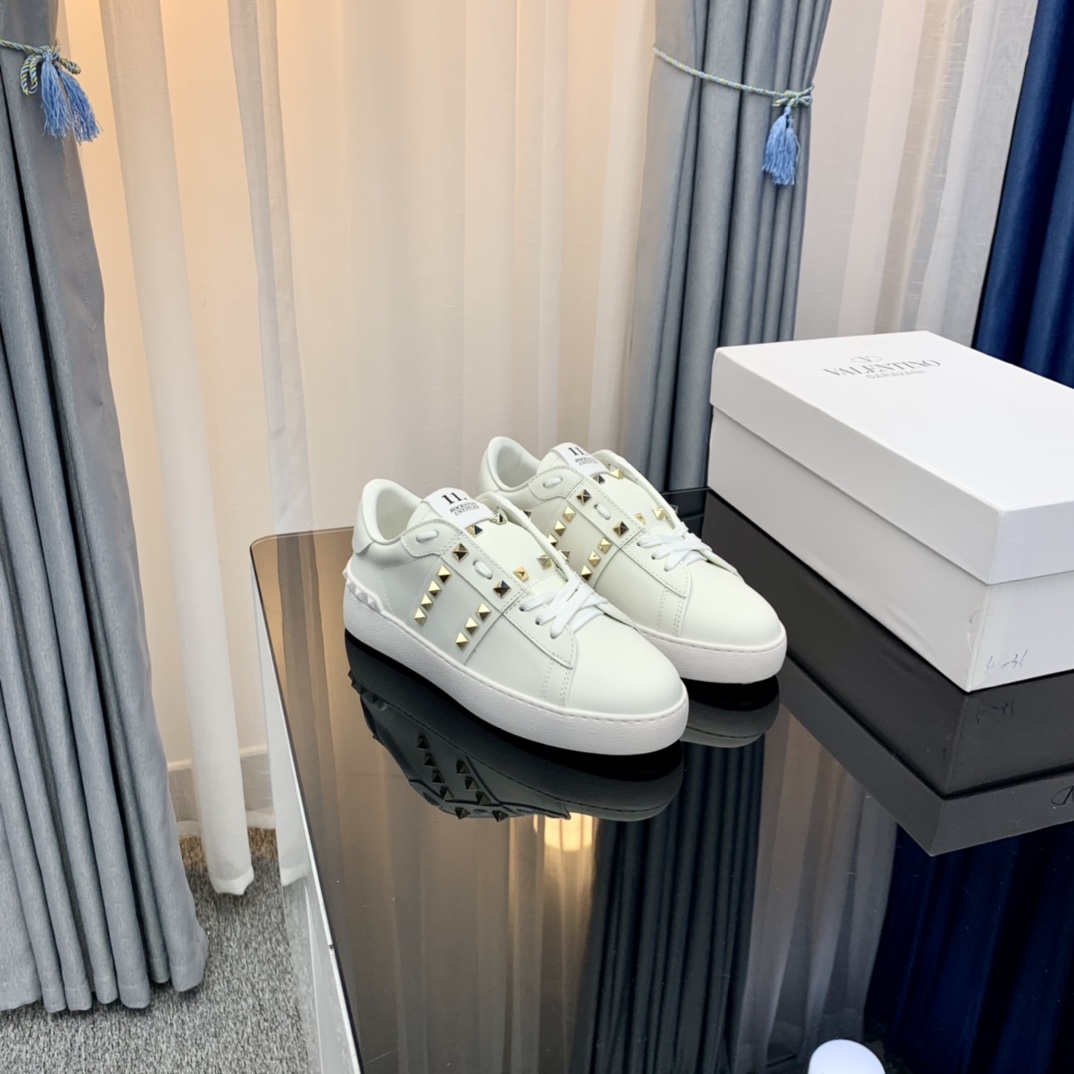 [TOP] VALENTINO Casual Shoes - White - 711 Luxury