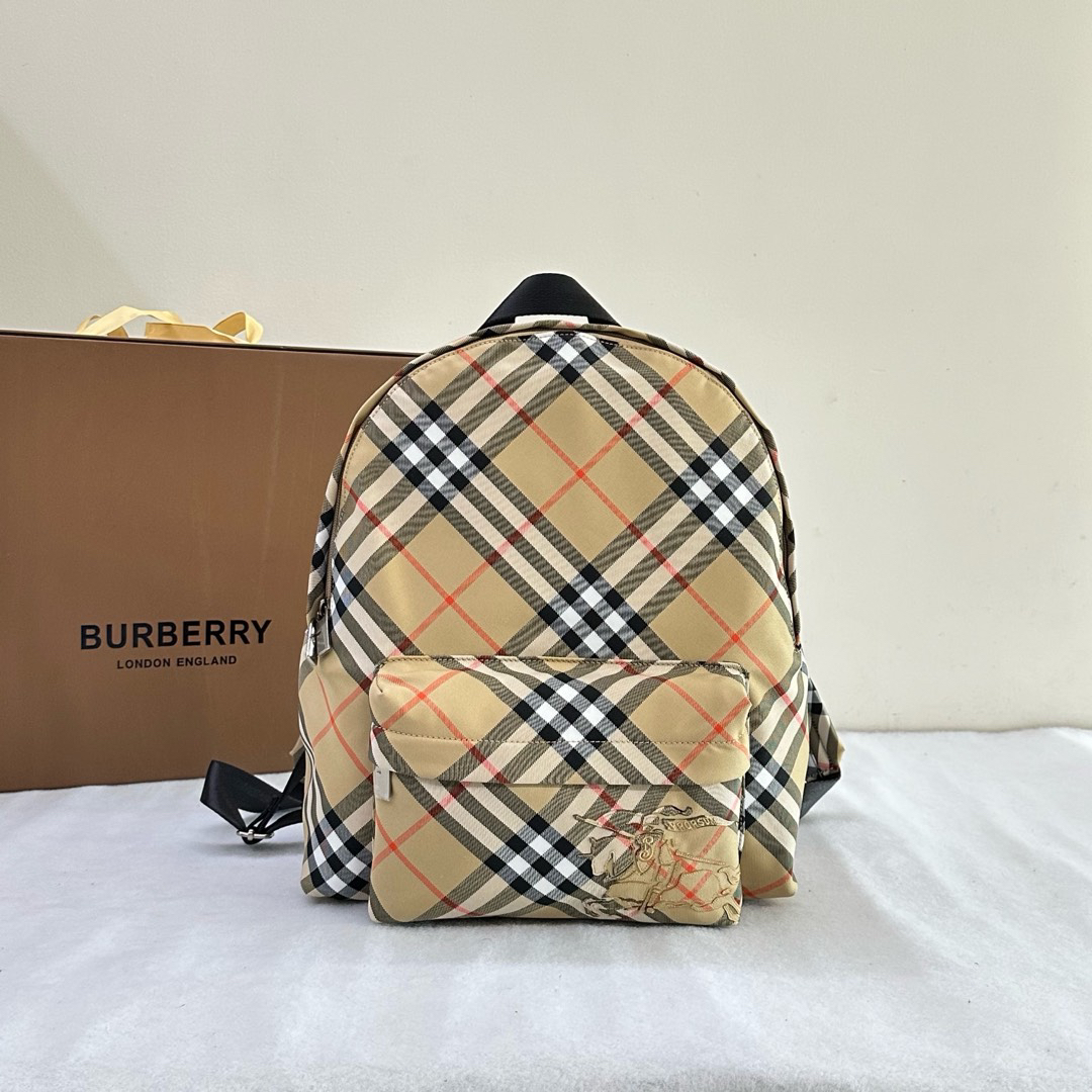 [TOP] BURBERRY Backpack 29 x 11 x 34cm - Khaki - 711 Luxury