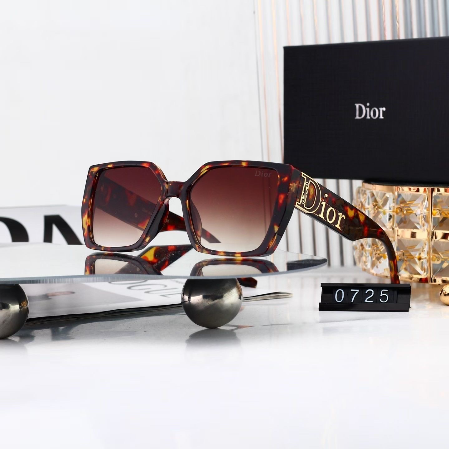 [TOP] Christian Dior Sunglasses - 7 Colors - 711 Luxury