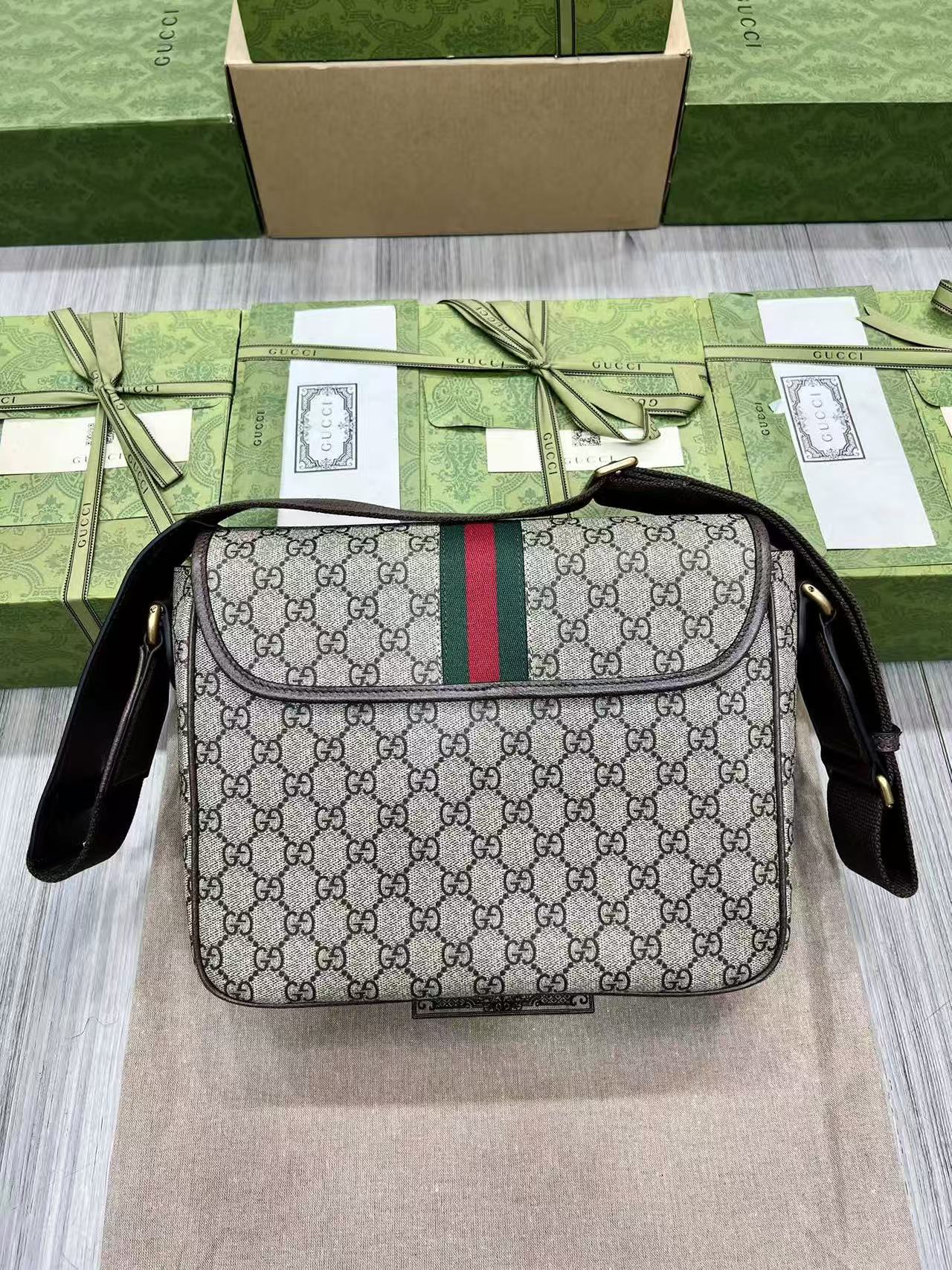 [TOP] GUCCI Ophidia Message Bag 28 x 22 x 8 cm - Brown - 711 Luxury