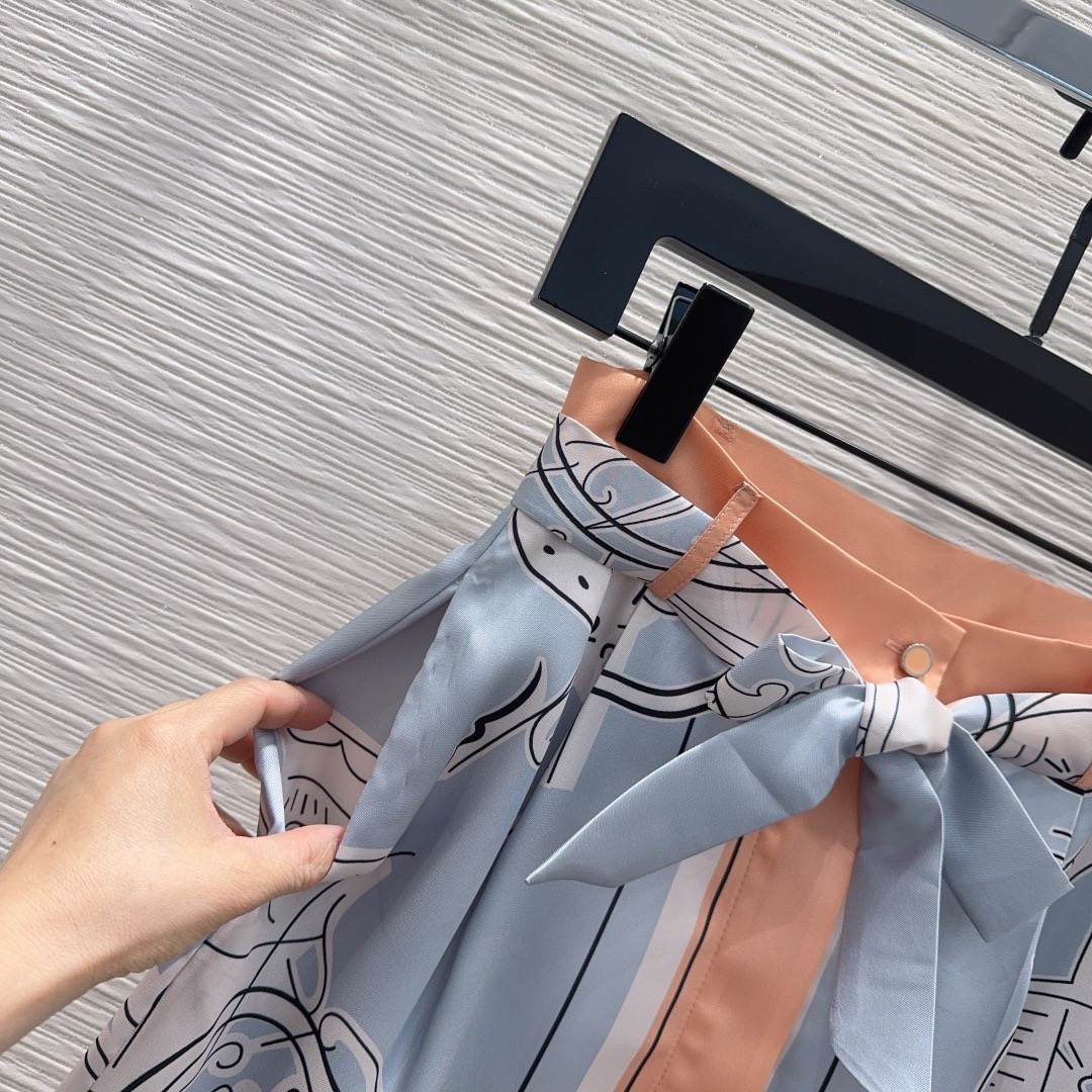 [TOP] HERMES Skirt - Blue