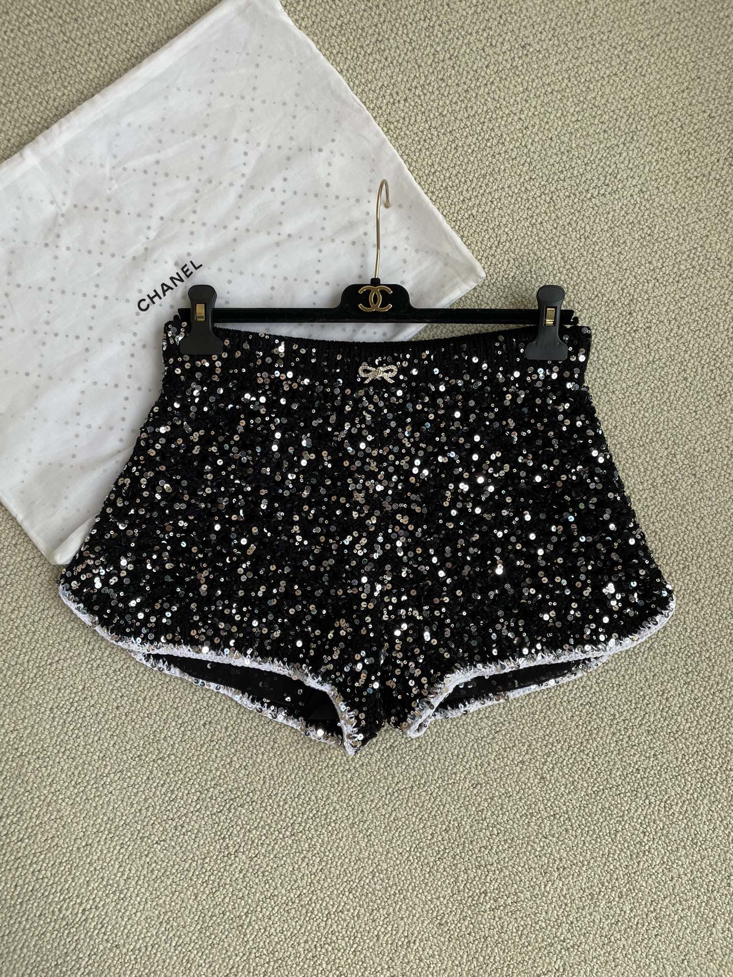 Chanel Sequined Knitted Shorts #379720