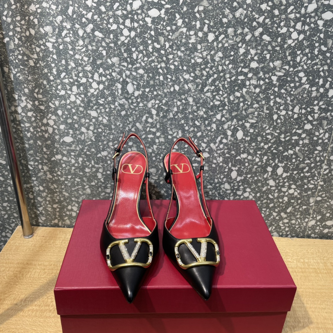 [TOP] VALENTINO Shoes - Red - 711 Luxury