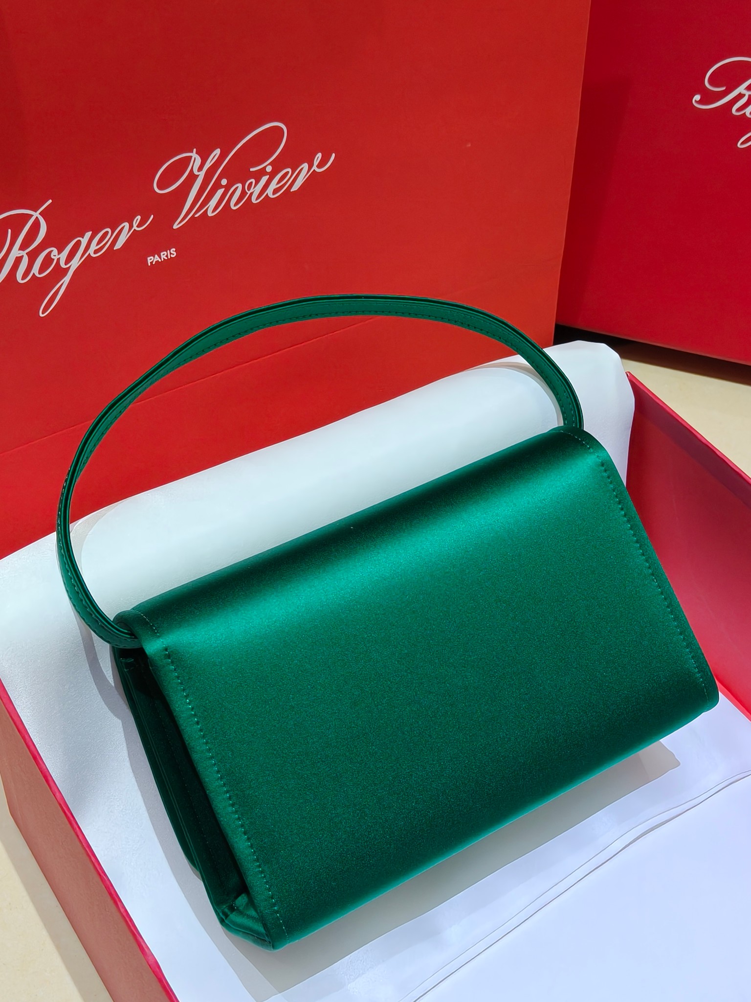 [TOP] ROGER VIVIER Diamond Bag 18-10.5-6 CM - Green - 711 Luxury
