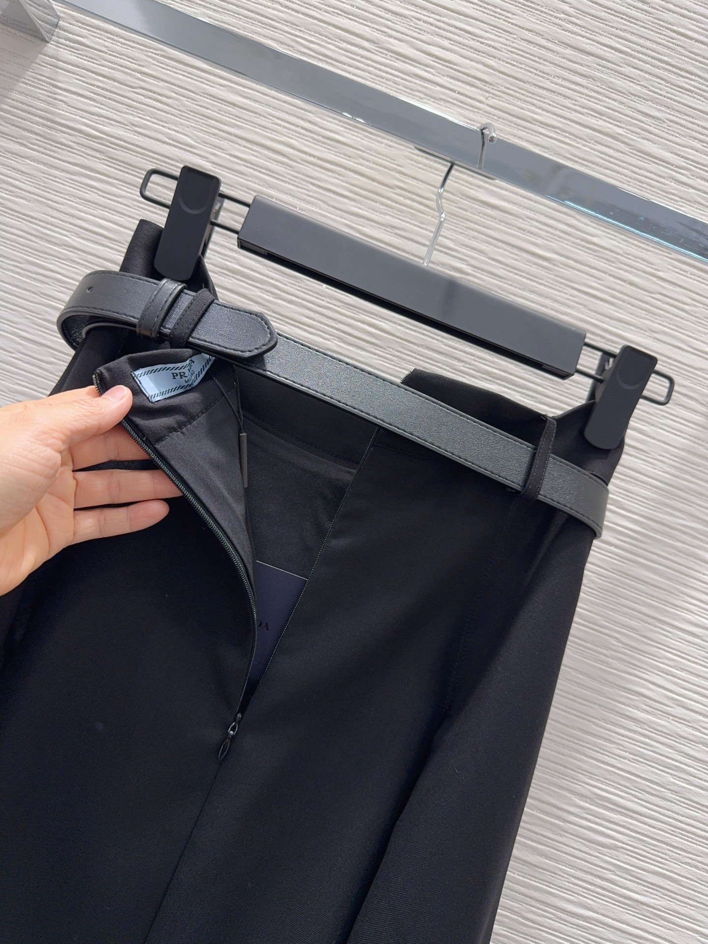 [TOP] PRADA Skirt - Black