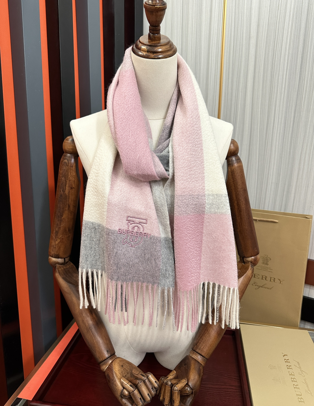 [TOP] BURBERRY Scarf 32x180cm - Pink - 711 Luxury