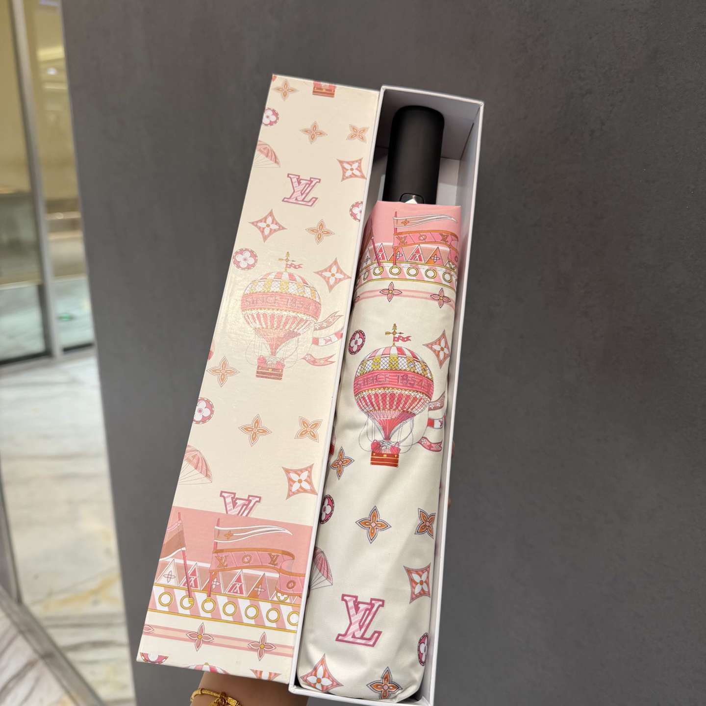 [TOP] Louis Vuitton LV Umbrella - White - 711 Luxury