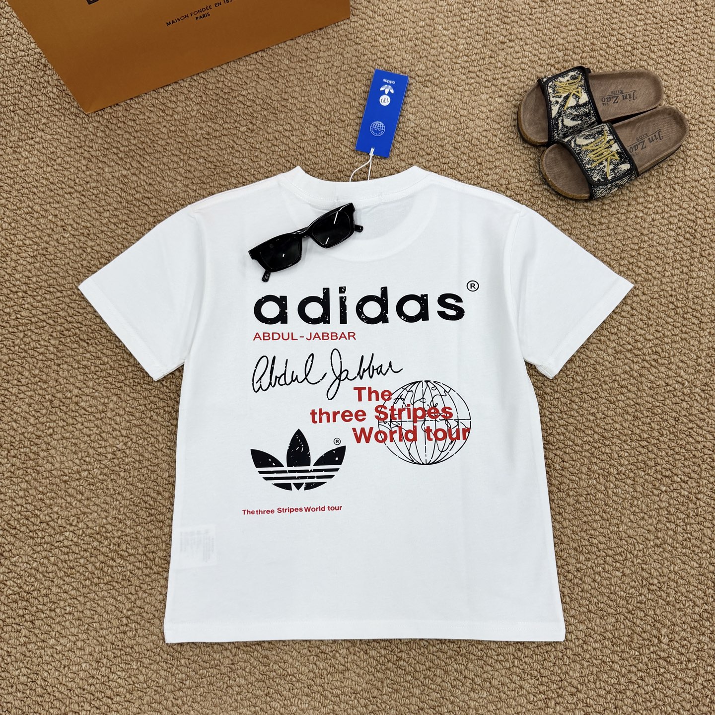 Adidas Unisex Kids Short Sleeve T-Shirt Abdul-Jabbar Signature Globe World Tour Front Back Print Cotton Tee Full Complete Tags Sizes 90-150 Boys Girls Summer Casual Sports Top