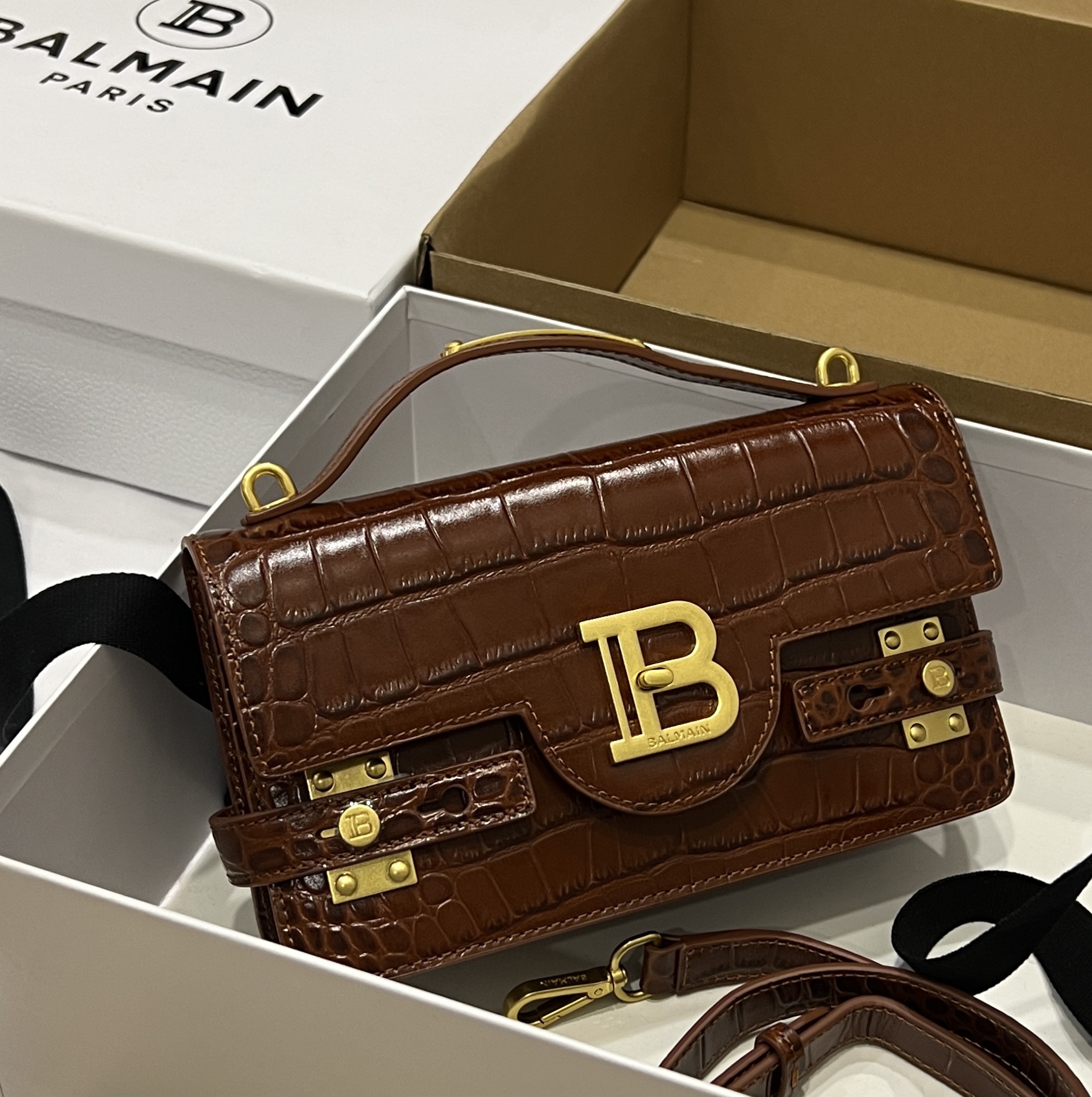 [TOP] BALMAIN Cowhide Embossed Crocodile Pattern Bag 23*14*8 CM - Chocolate - 711 Luxury