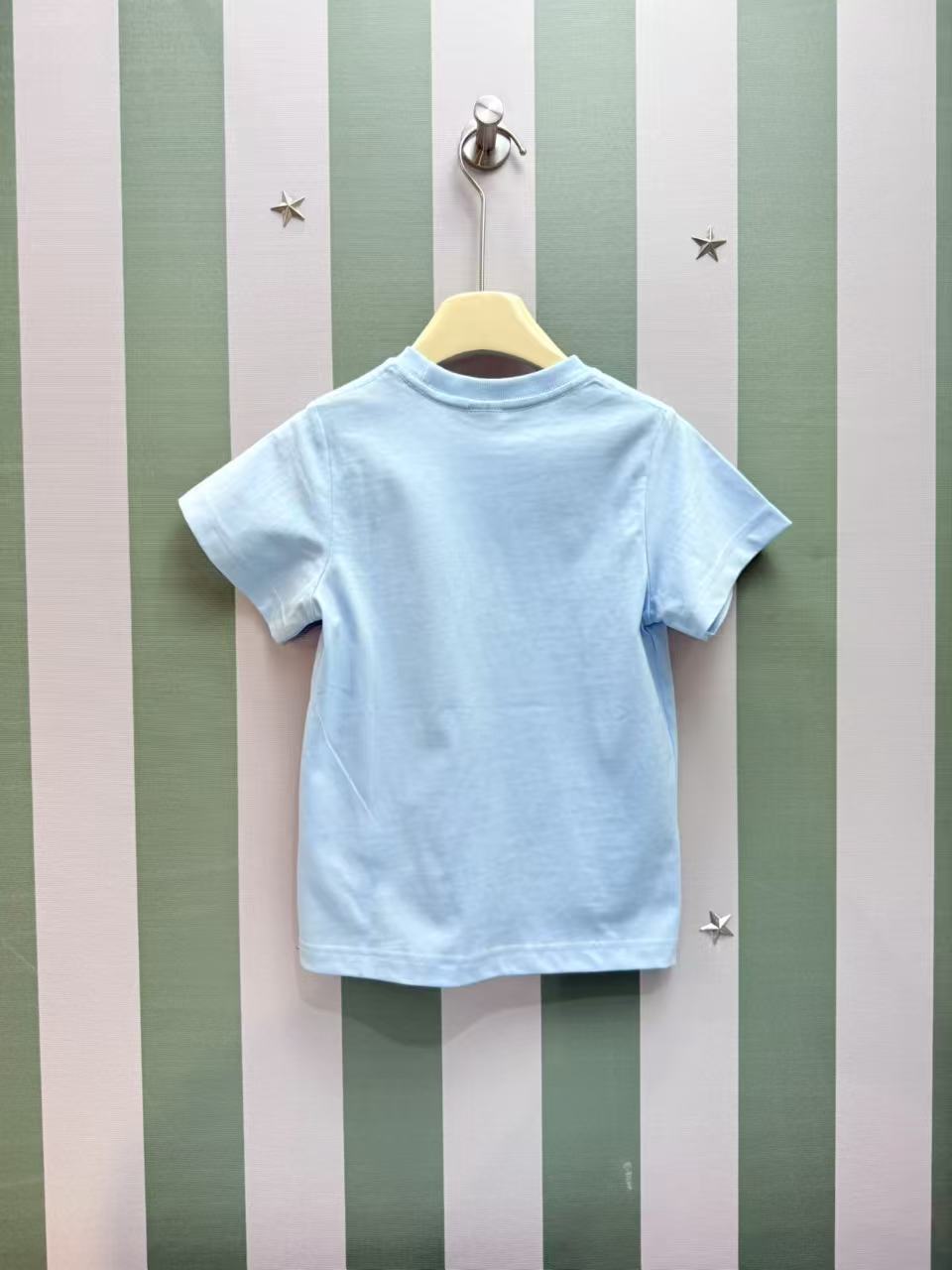 Burberry Unisex Kids Distressed Equestrian Knight Logo Short Sleeve Crew Neck Cotton T-Shirt Boys Girls Sizes 110-160 Light Blue