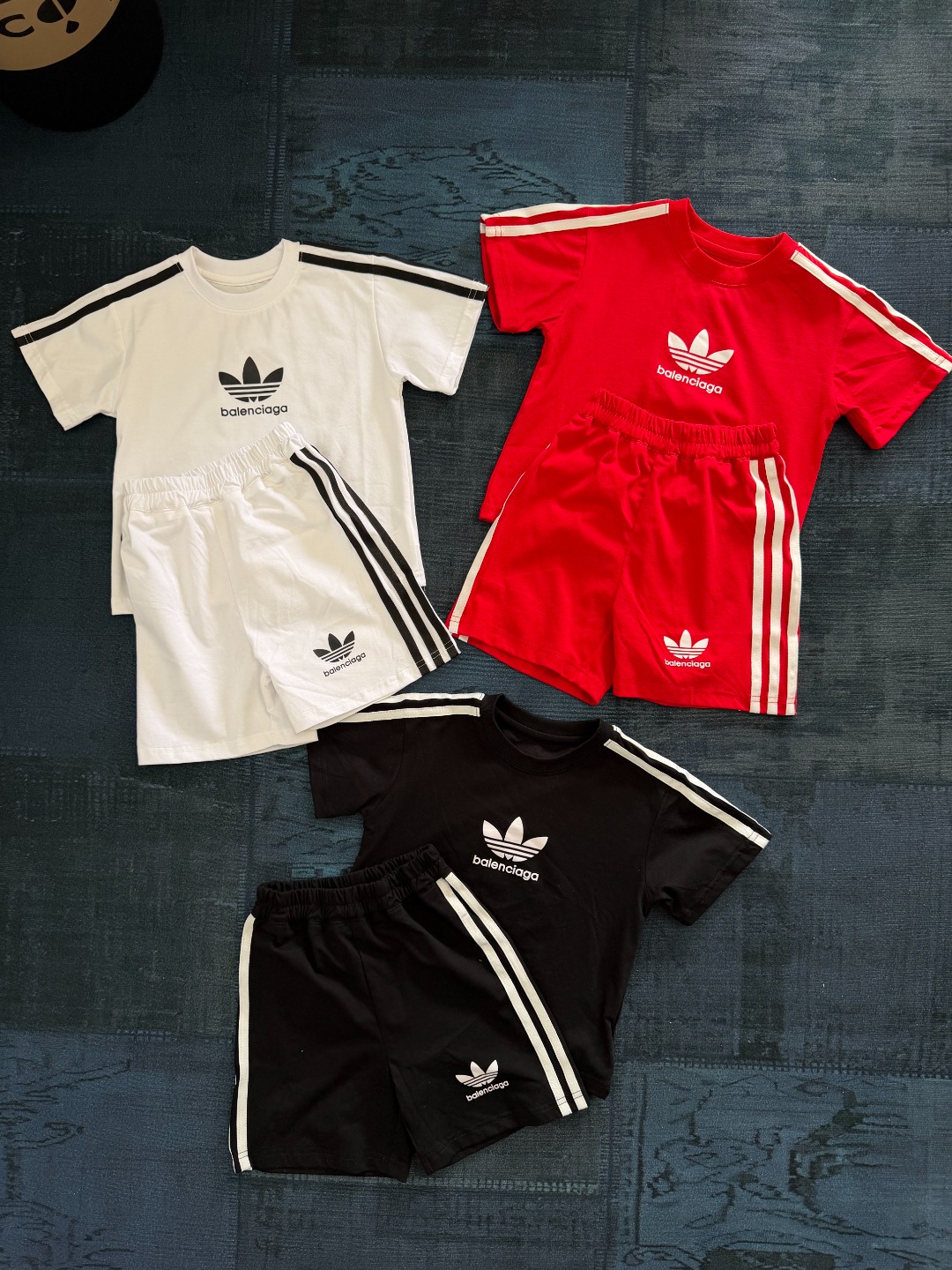 Balenciaga x Adidas Kids 2Pcs Tracksuit For Boys Girls Three Stripe Trefoil Logo Matching Outfit Sizes 90-140