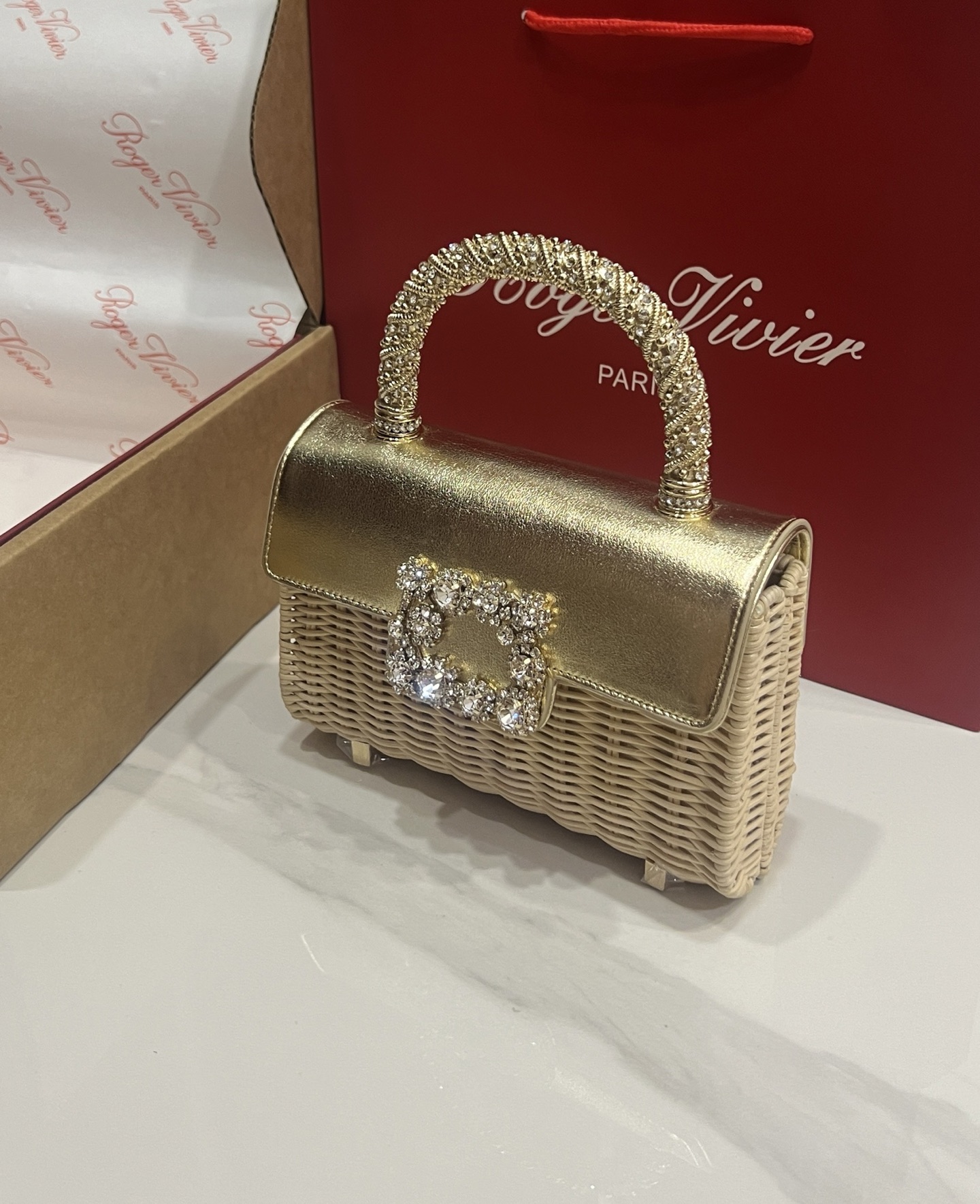 [TOP] ROGER VIVIER Diamond Bag 19-4-13 CM - Gold - 711 Luxury