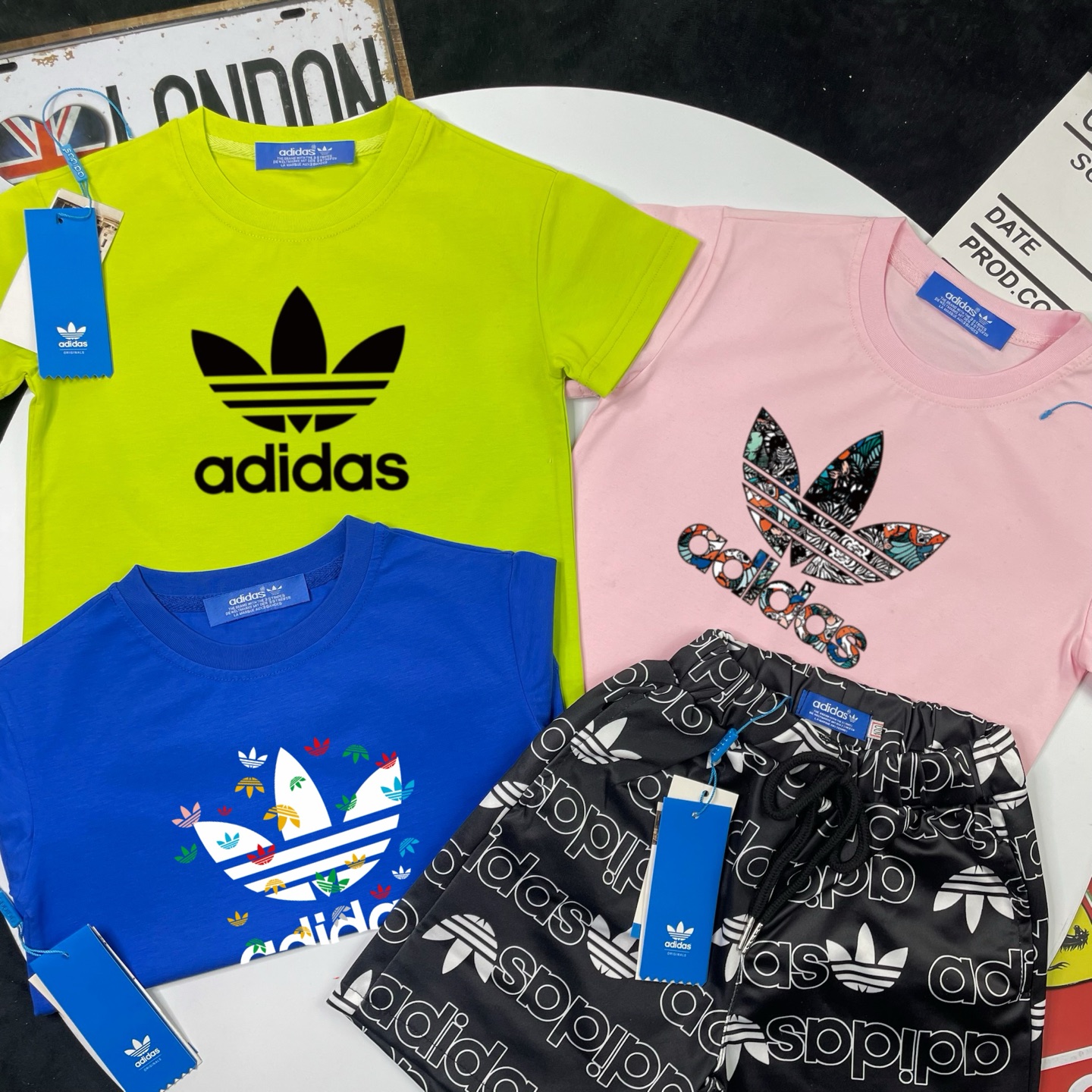 Adidas Kids 2Pcs Colorful Trefoil Graphic Tee & All Over Logo Print Shorts Set For Boys Girls Full Original Tags Sizes 90-150