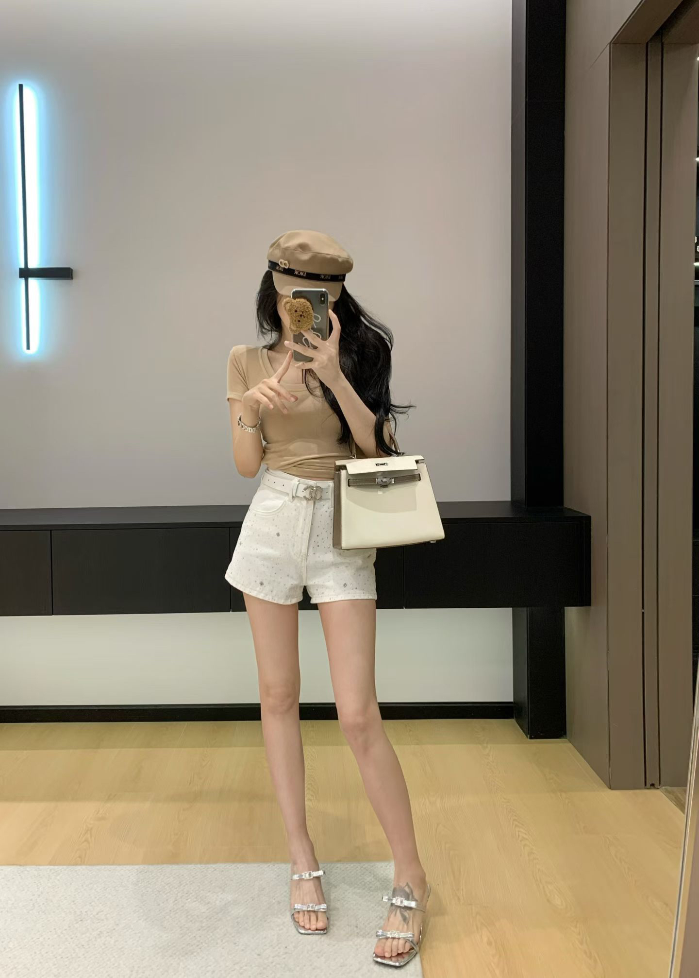 [TOP] CHANEL Pants - White