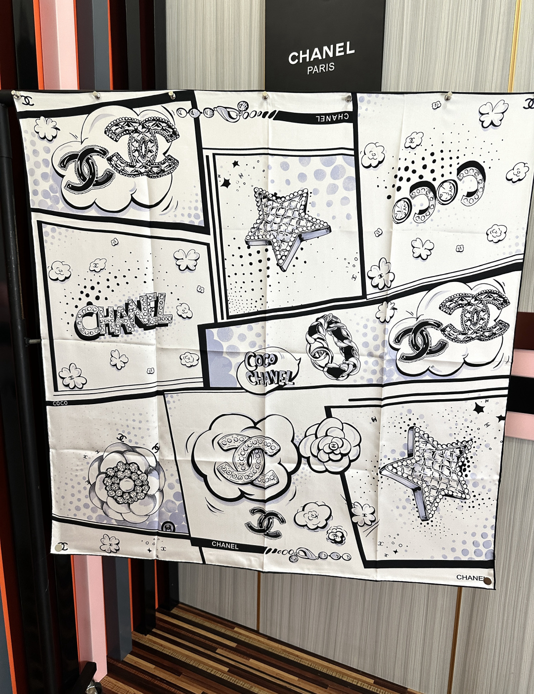 [TOP] CHANEL Silk Scarf 90 x 90 cm - White - 711 Luxury