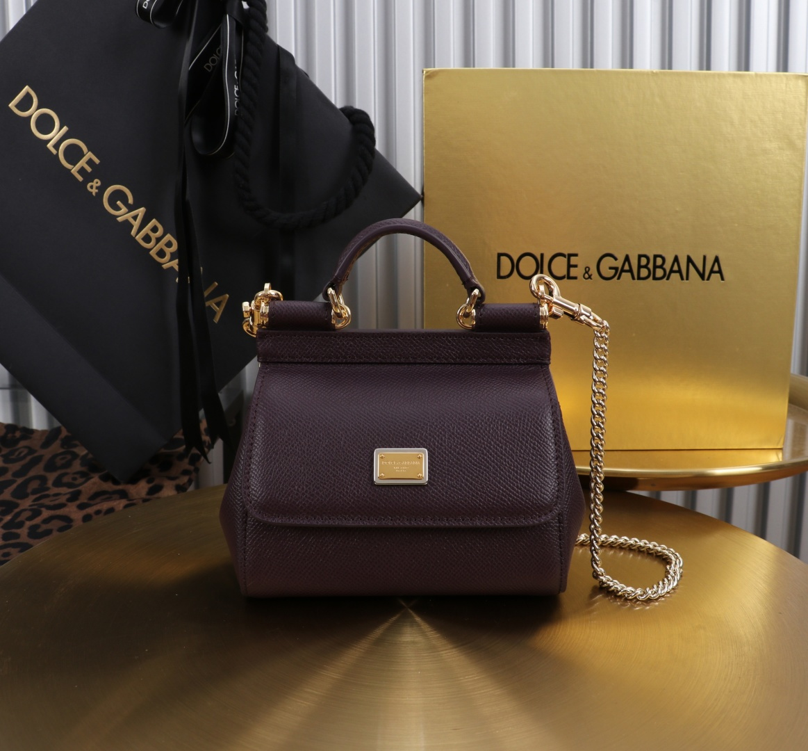 [TOP] Dolce & Gabbana D&G Sicily Bag 14x16x6 CM - Claret - 711 Luxury