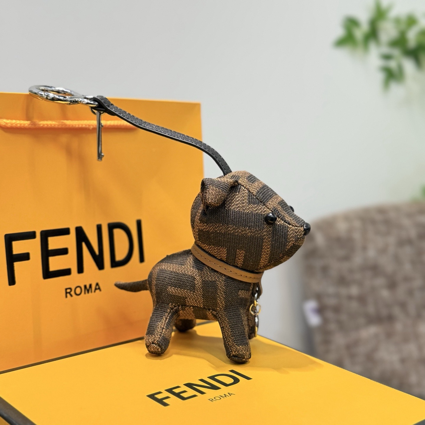 [TOP] FENDI Puppy Charm Keychain - Brown - 711 Luxury
