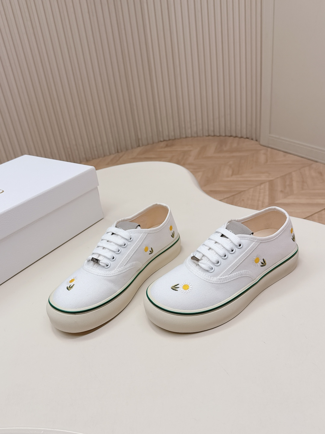 [TOP] Christian Dior Casual Shoes - White - 711 Luxury