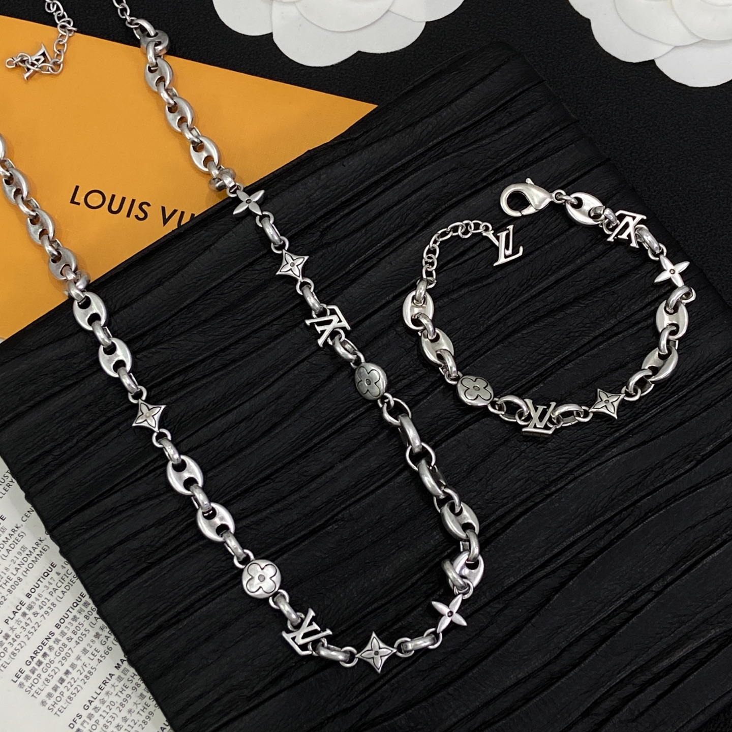 [TOP] Louis Vuitton LV Bracelet + Necklace - Sliver - 711 Luxury