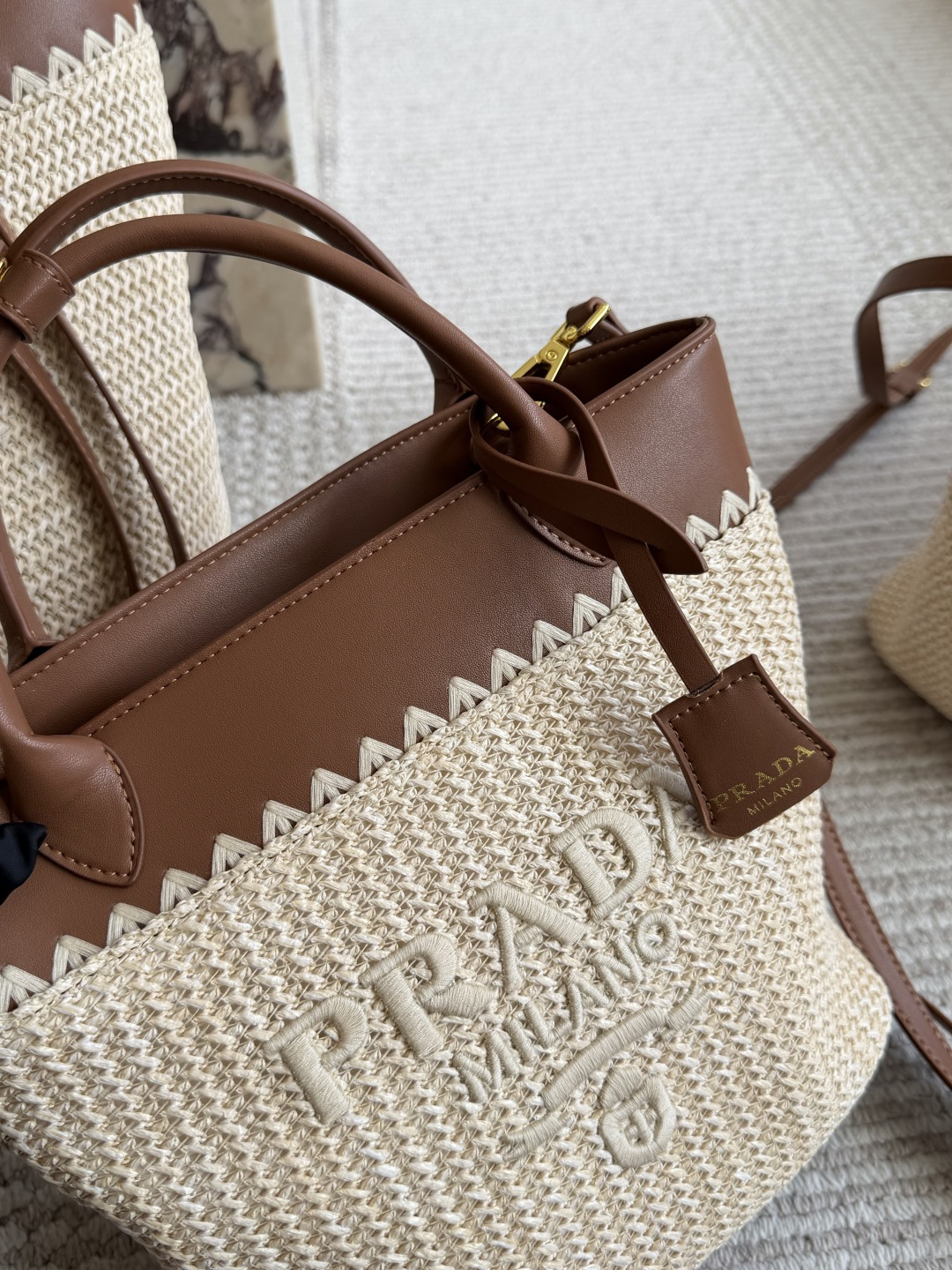 Prada Raffia and Leather Bag with Detachable Strap (Replica)