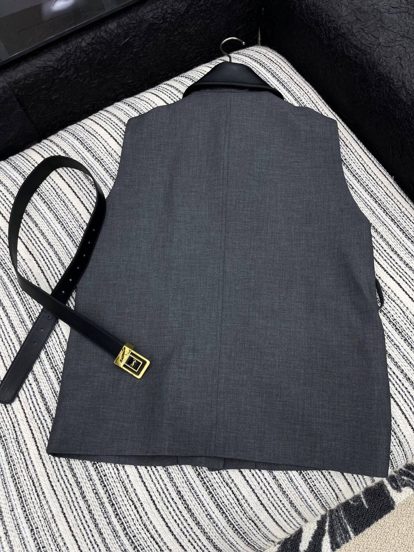 [TOP] Yves Saint Laurent YSL Lapel Blazer - Dark Gray