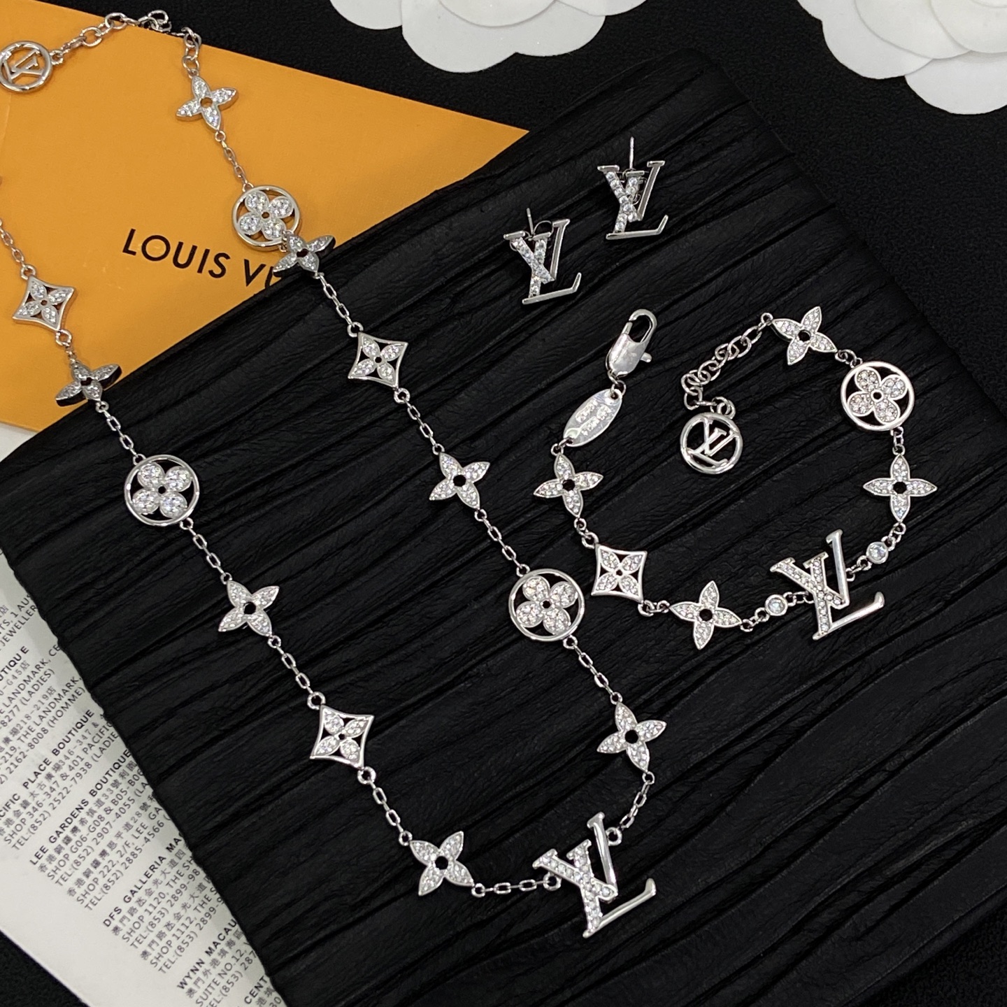[TOP] Louis Vuitton LV Bracelet + Necklace + Earrings - Sliver - 711 Luxury