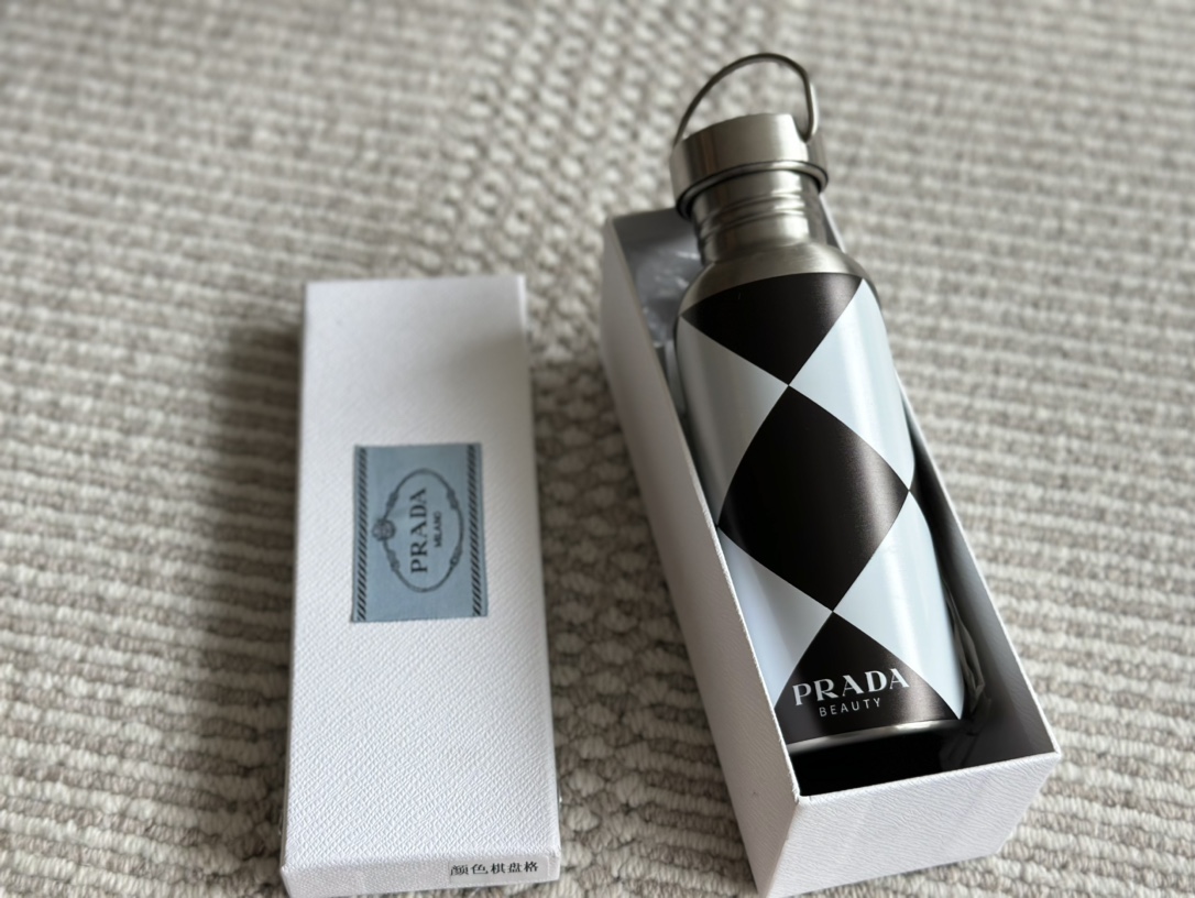 [TOP]Prada Thermos Cup- Sliver