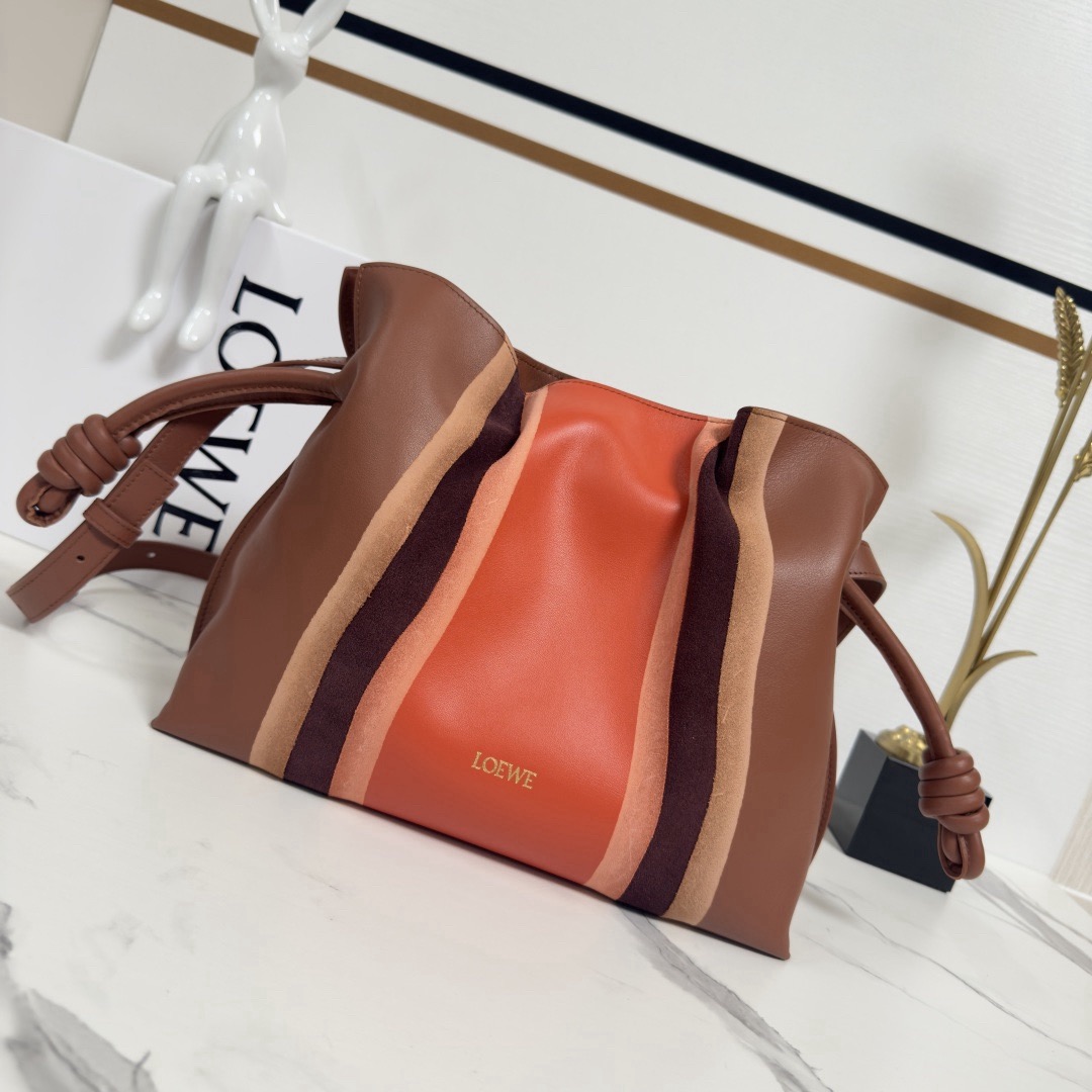 [TOP] LOEWE Flamenco Bag Cowhide Leather 30x24.5x10.5cm - Brown - 711 Luxury