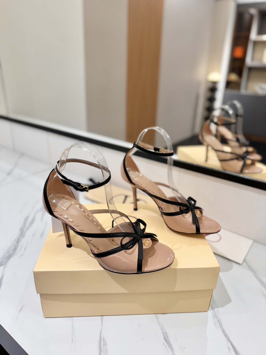 [TOP] VALENTINO 8.5cm High Heel Sandals - Pink - 711 Luxury