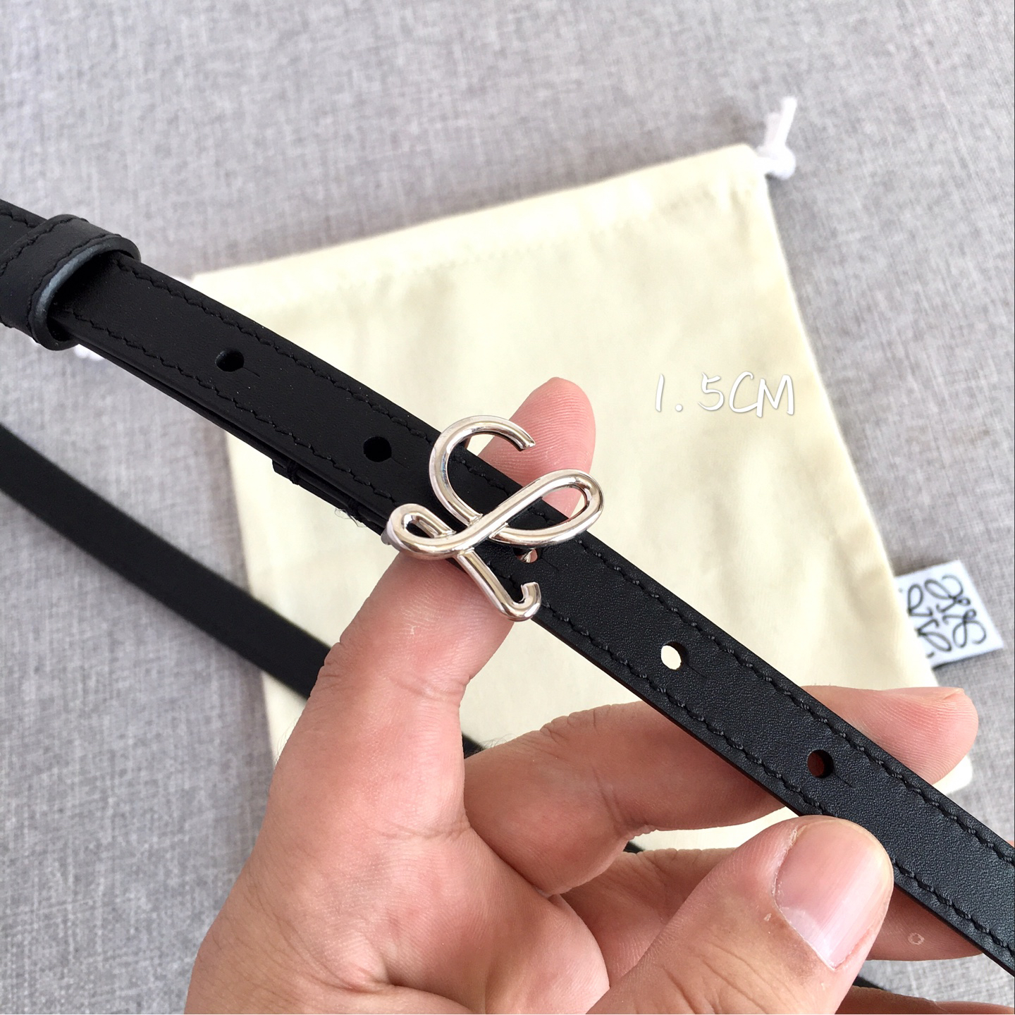 [TOP] LOEWE Leather Belt 1.5 cm - Black - 711 Luxury