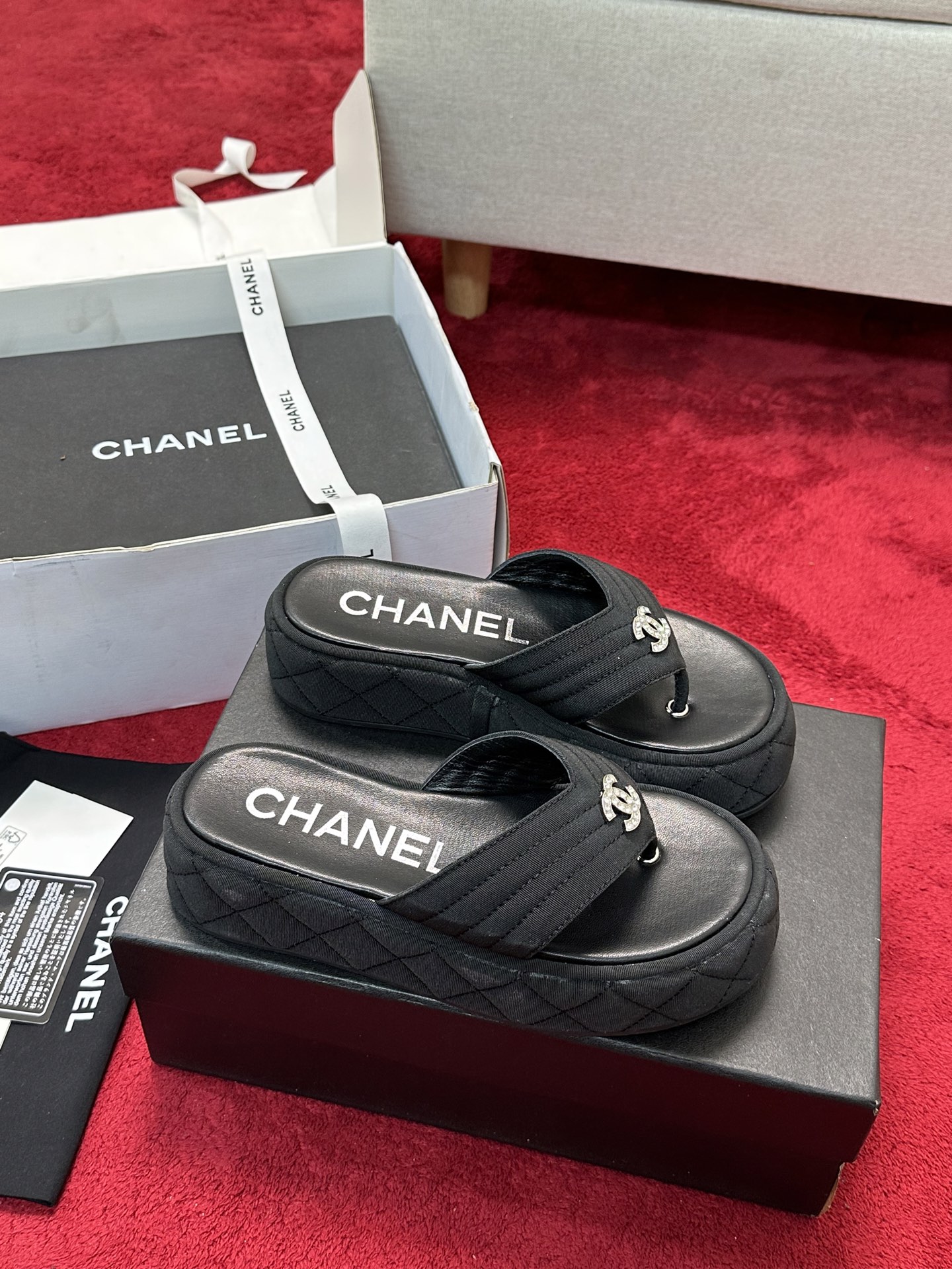 [TOP] CHANEL Sandals - Black