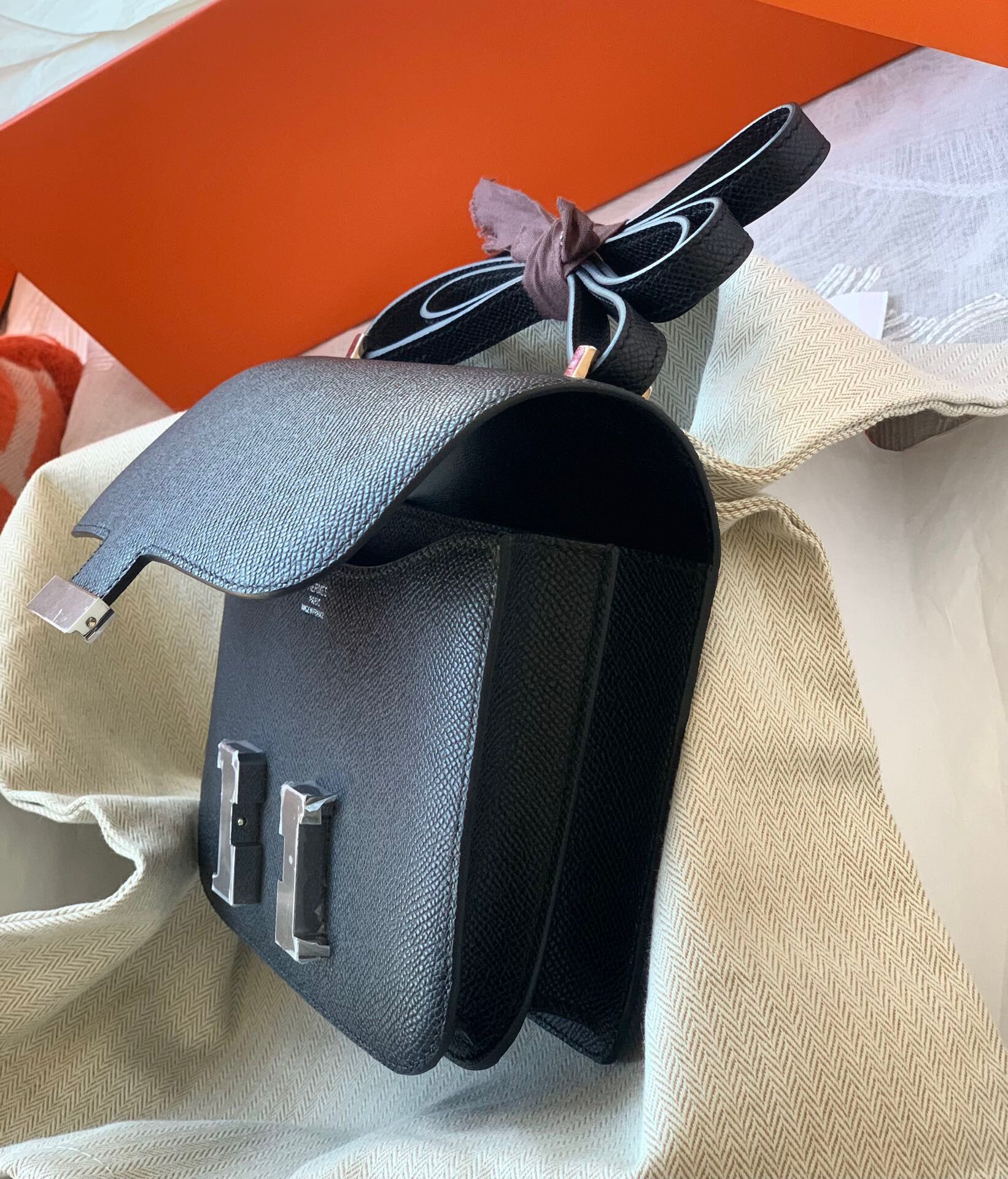 Hermes Constance Mini
