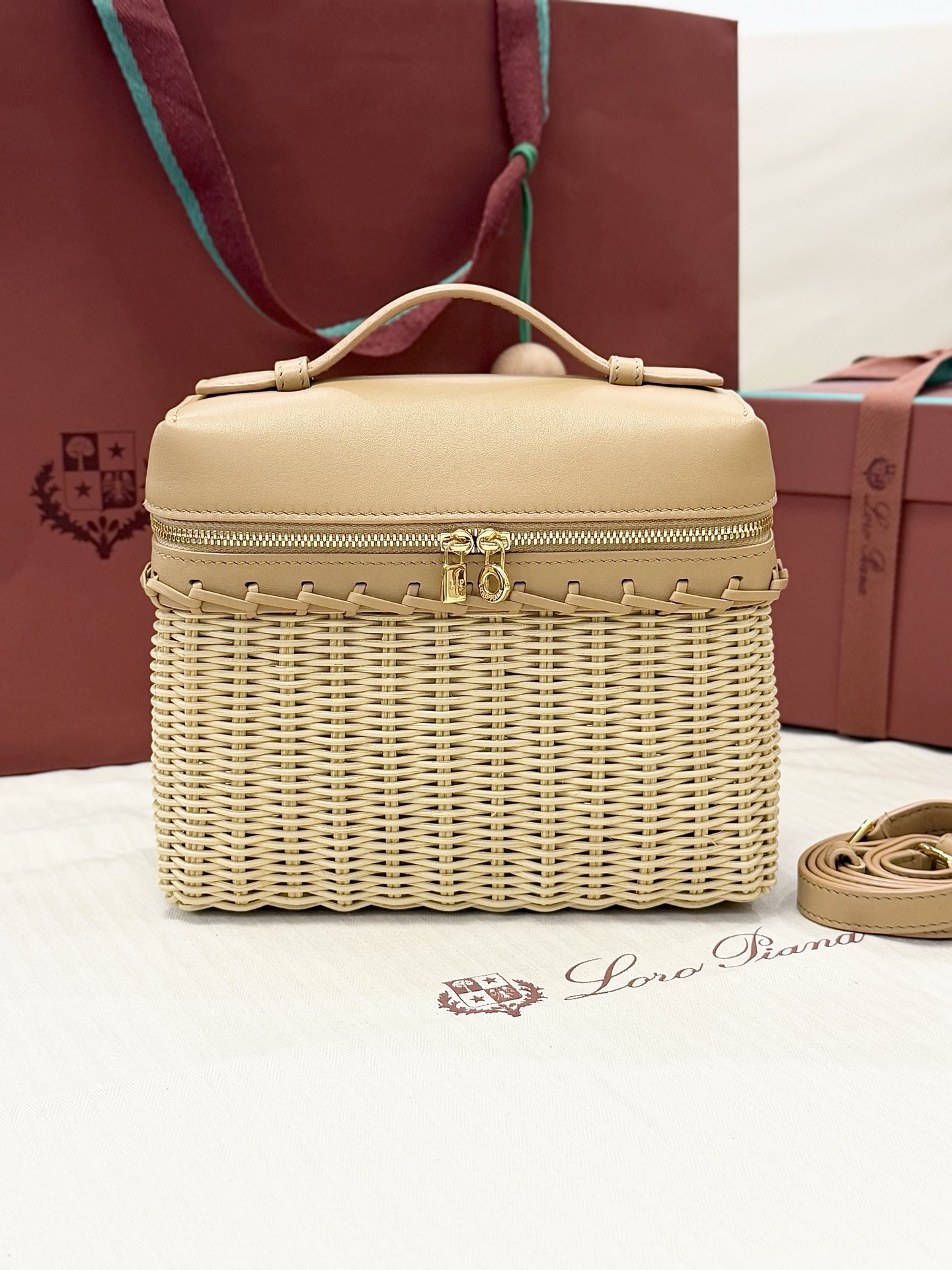 [TOP] Loro Piana Extra Bag 17.5x21x10cm - Khaki - 711 Luxury