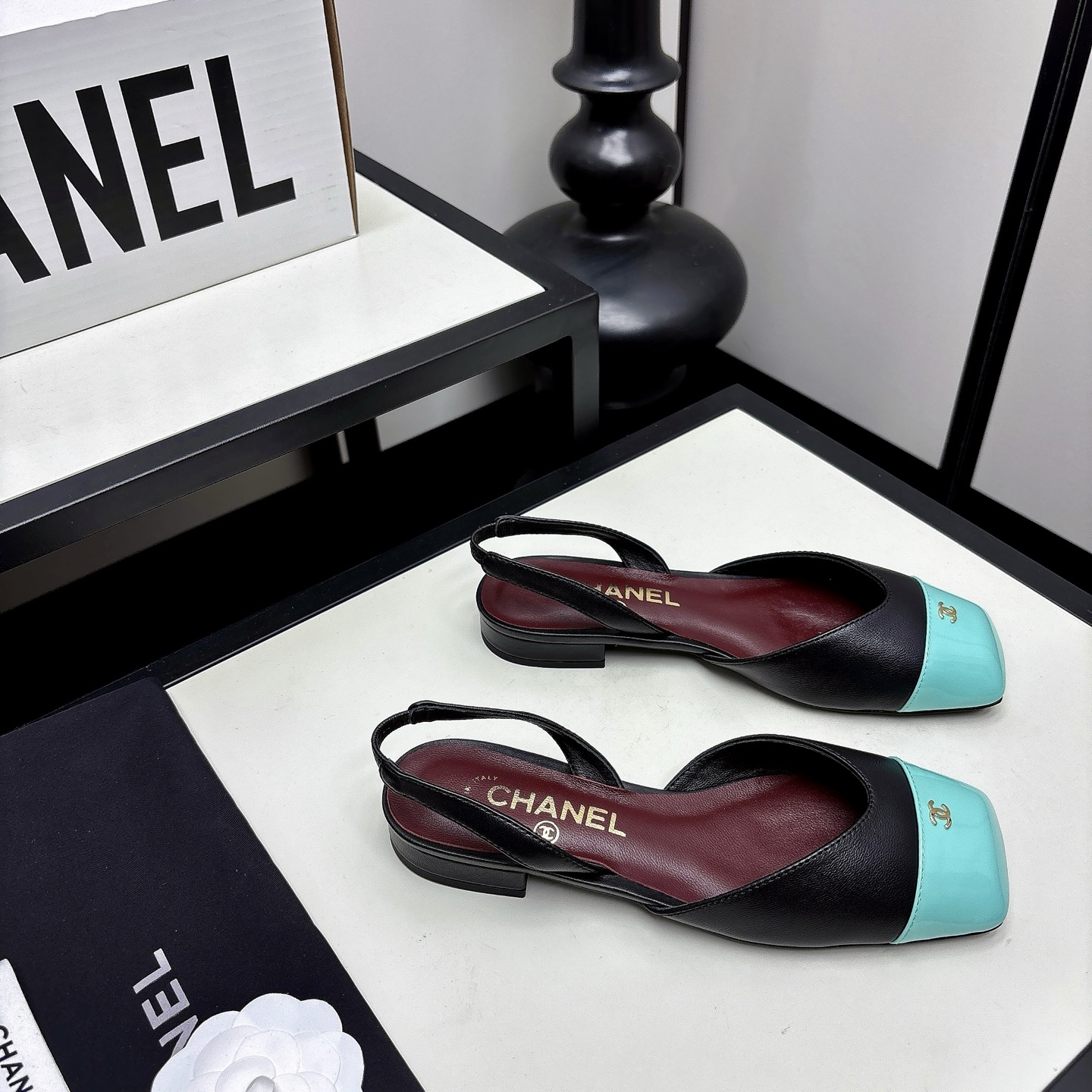 [TOP] CHANEL Mules - Black - 711 Luxury