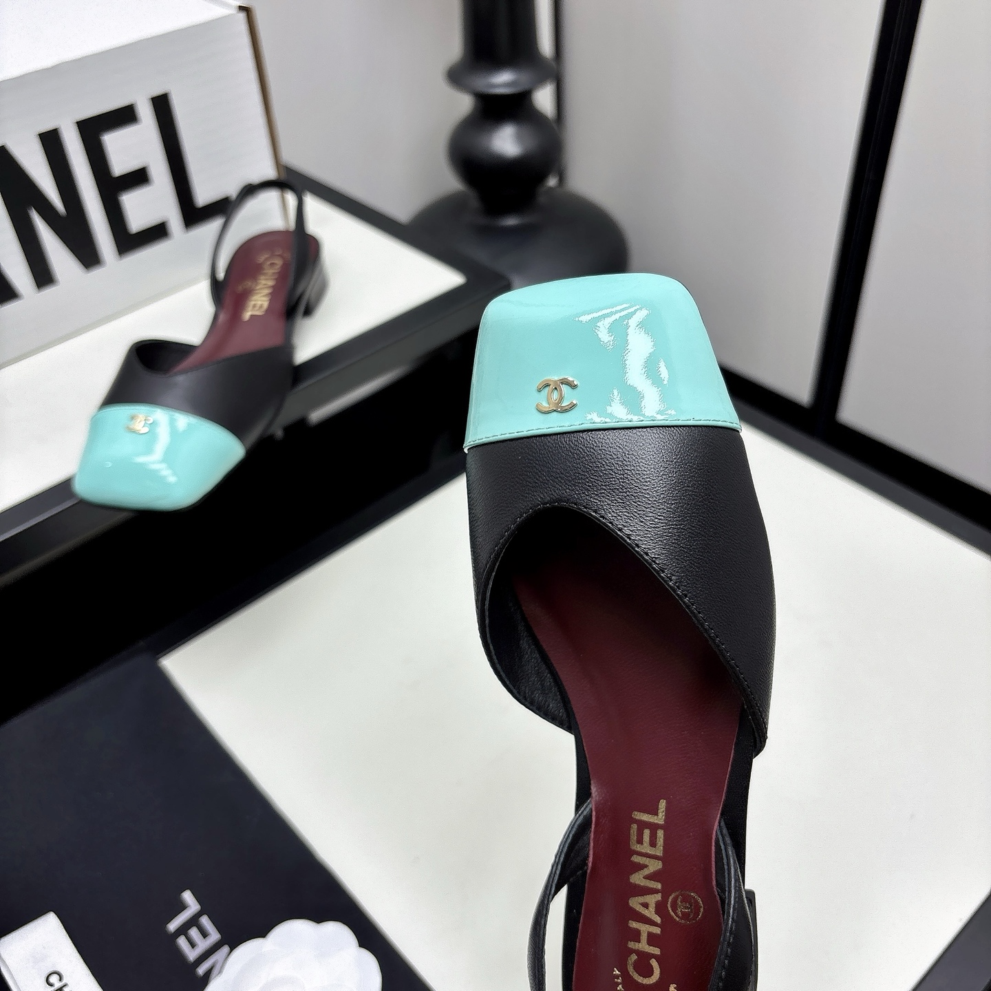 [TOP] CHANEL Mules - Black - 711 Luxury