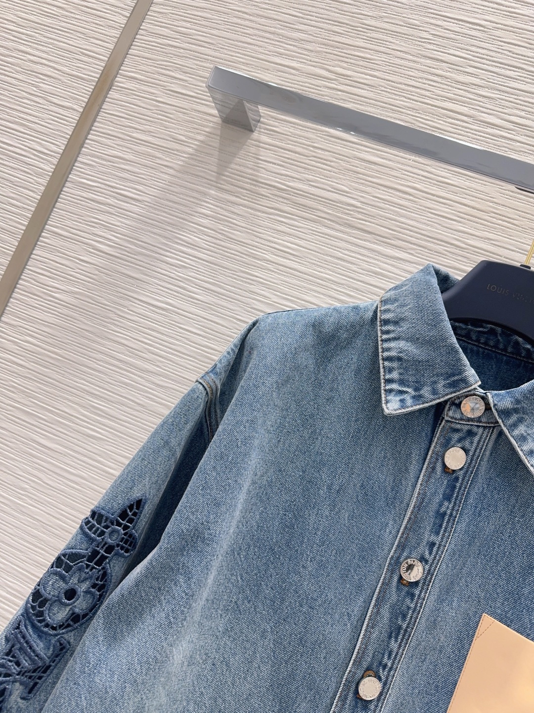 [TOP] Louis Vuitton LV Denim Shirt - Blue