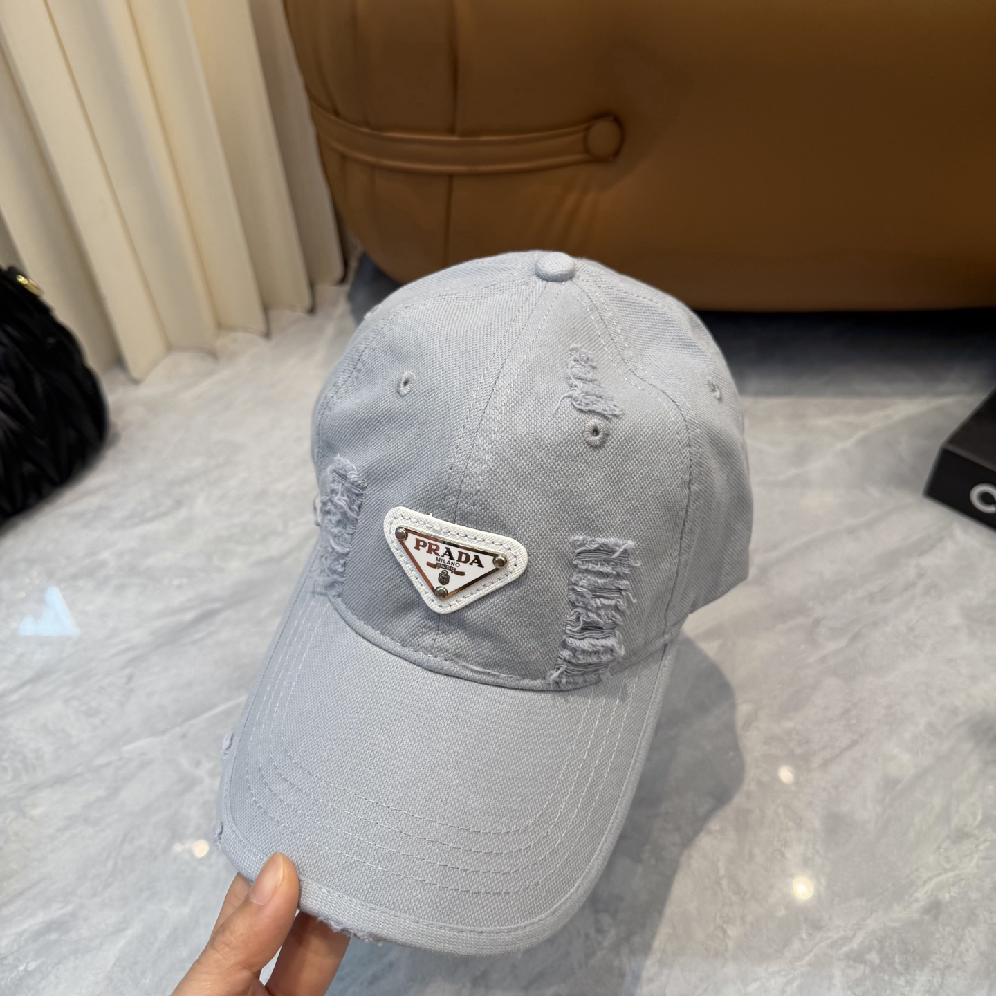 [TOP] PRADA Hat - Grey - 711 Luxury
