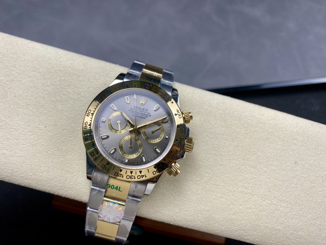 [TOP] ROLEX Men's Watch 40 mm - Gold