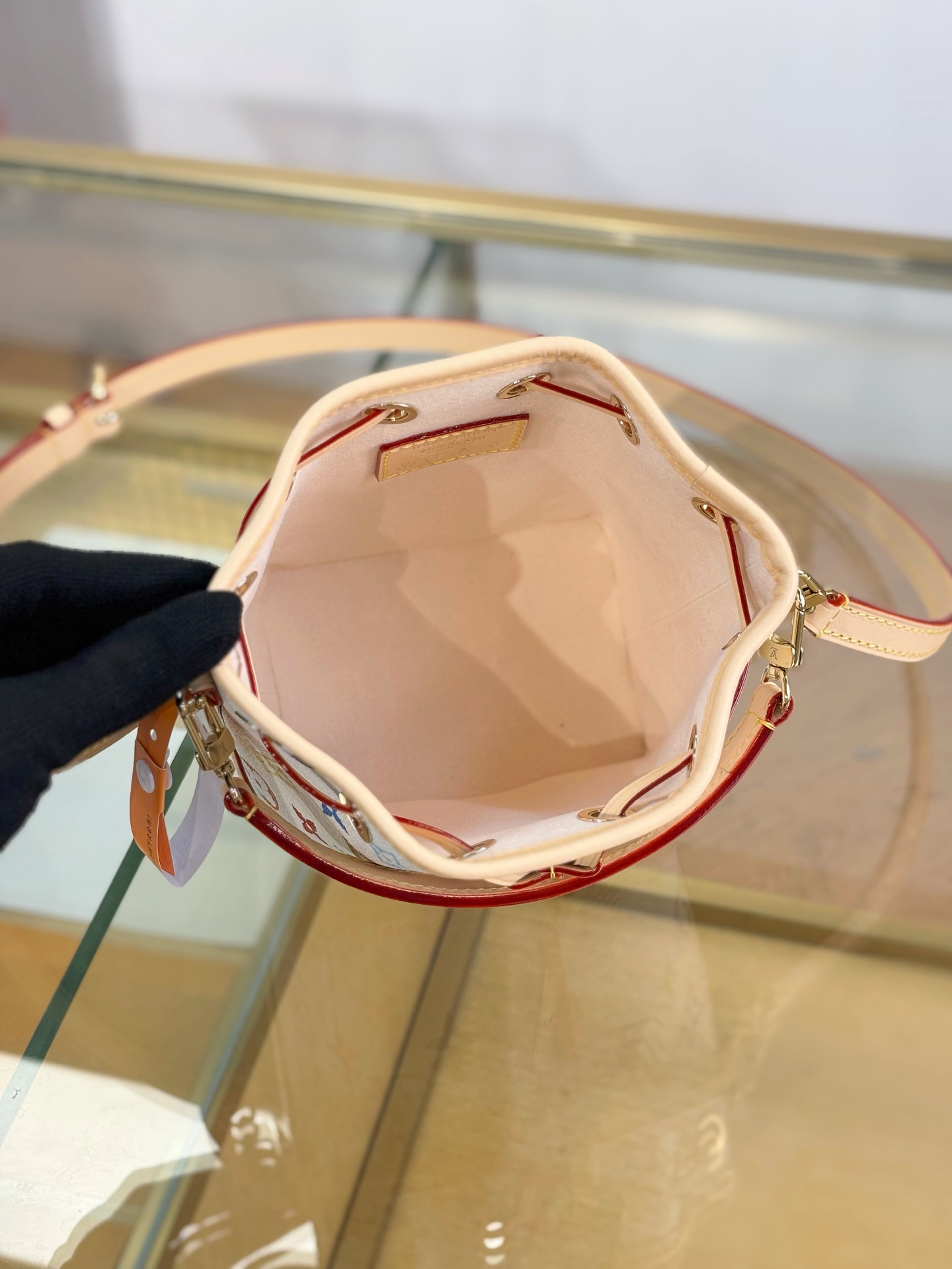 [TOP] Louis Vuitton LV x TM NANO NOÉ Bag Monogram 16x13x10cm - White