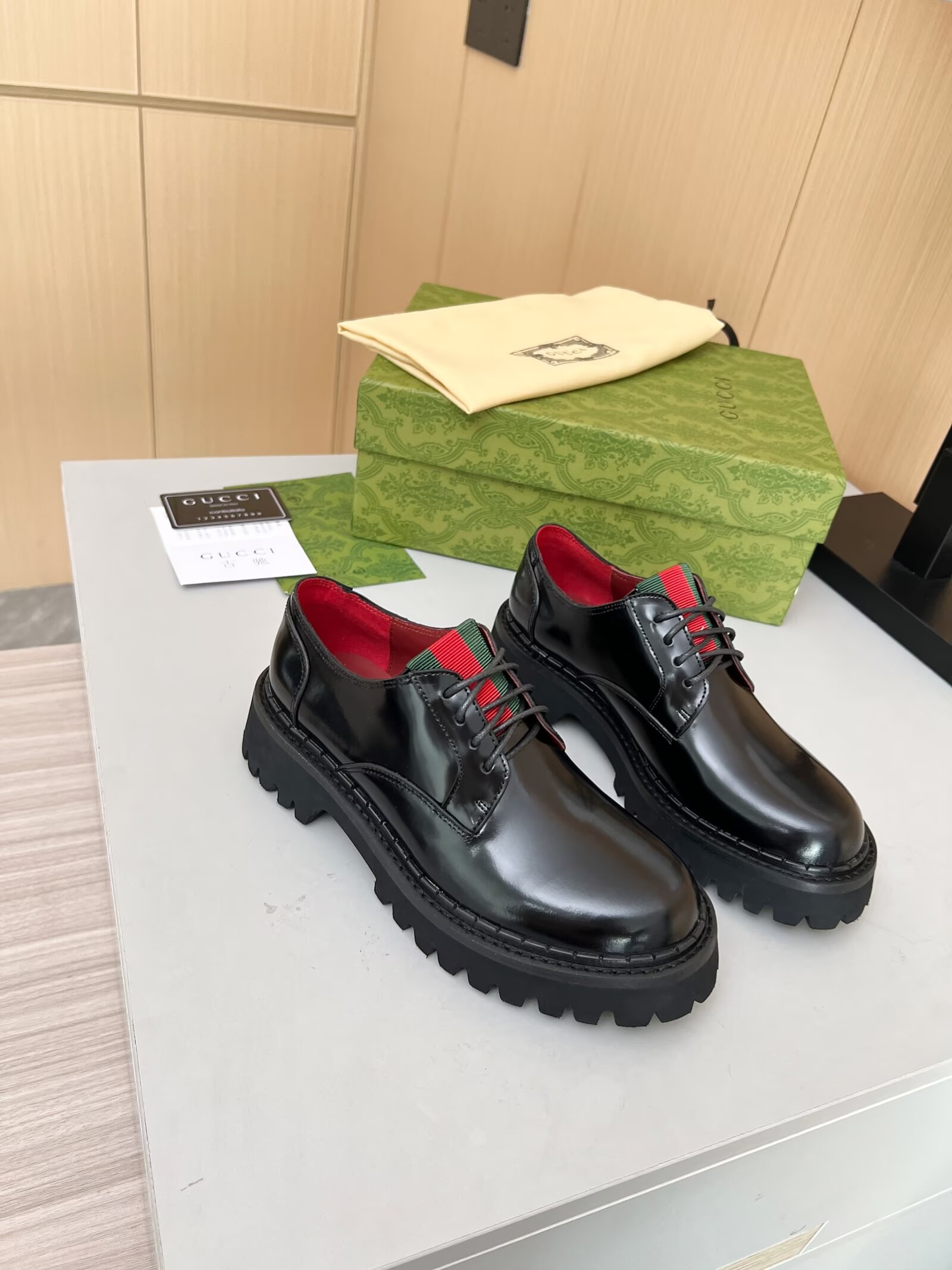 [TOP] GUCCI Loafers - Black - 711 Luxury