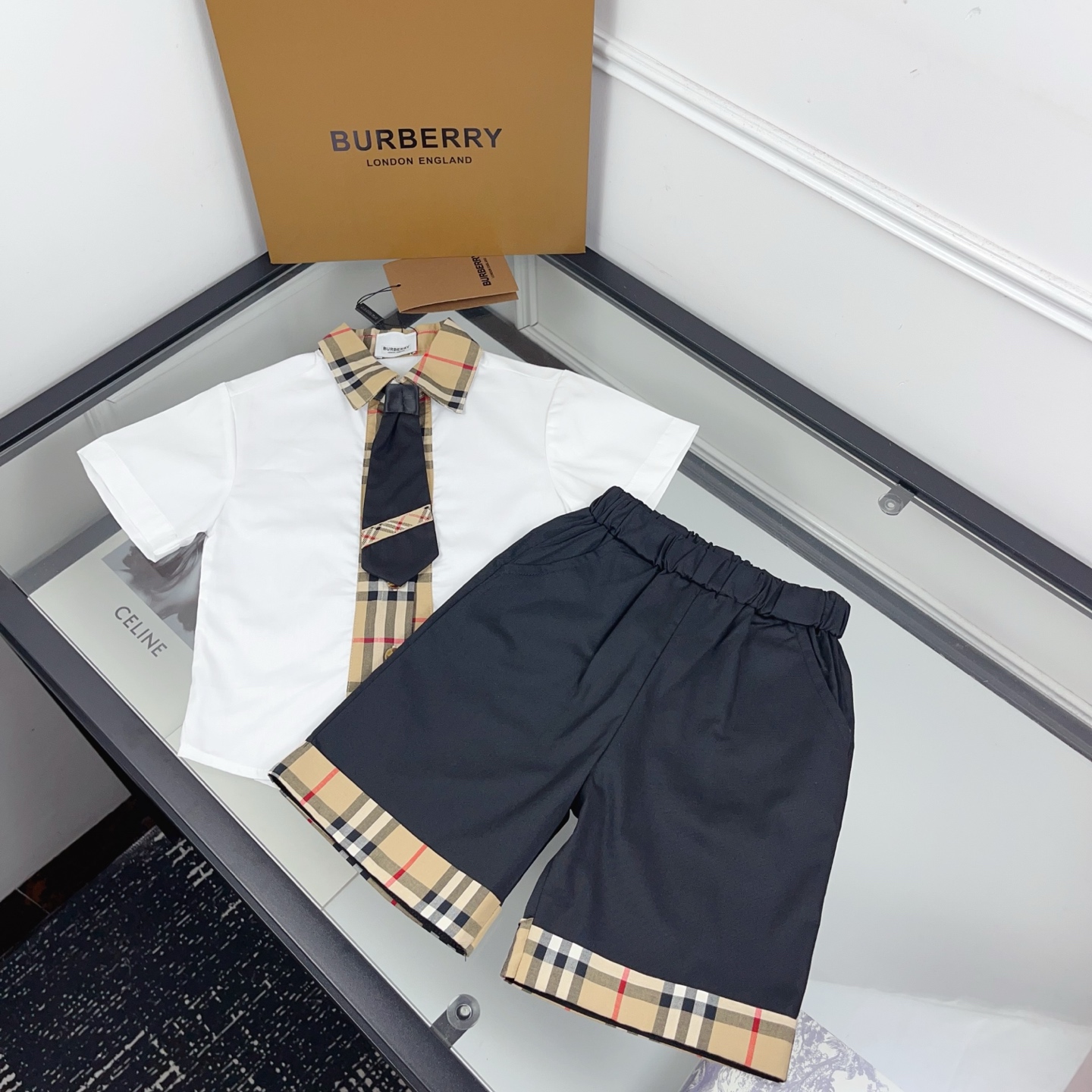 Burberry Boys White Check Collar Short Sleeve Shirt Tie & Black Cuffed Shorts Three Piece Set Kids Sizes 100-150