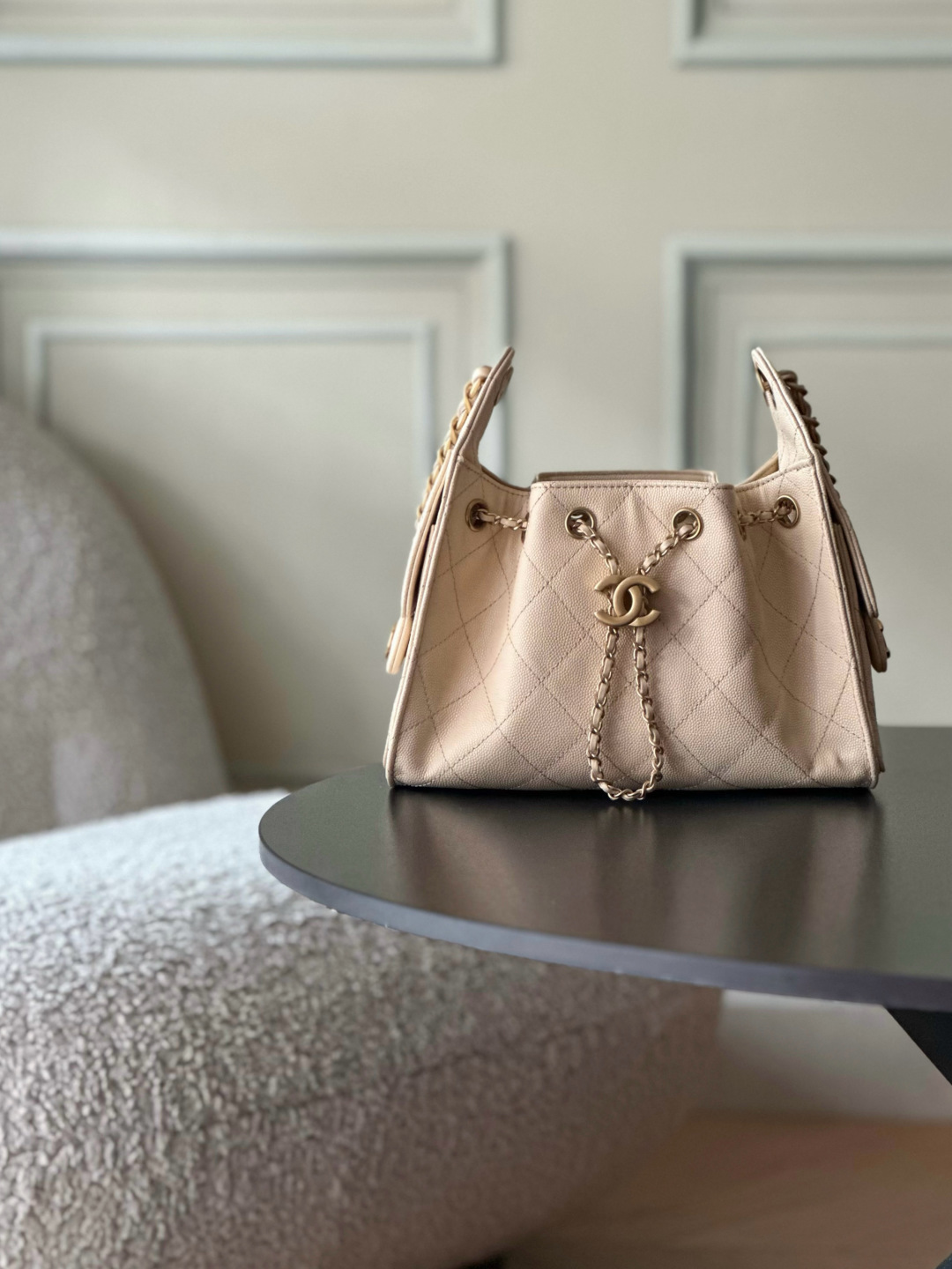 [TOP] CHANEL Hobo Bag 20x22x12.5cm - Apricot & GHW - 711 Luxury
