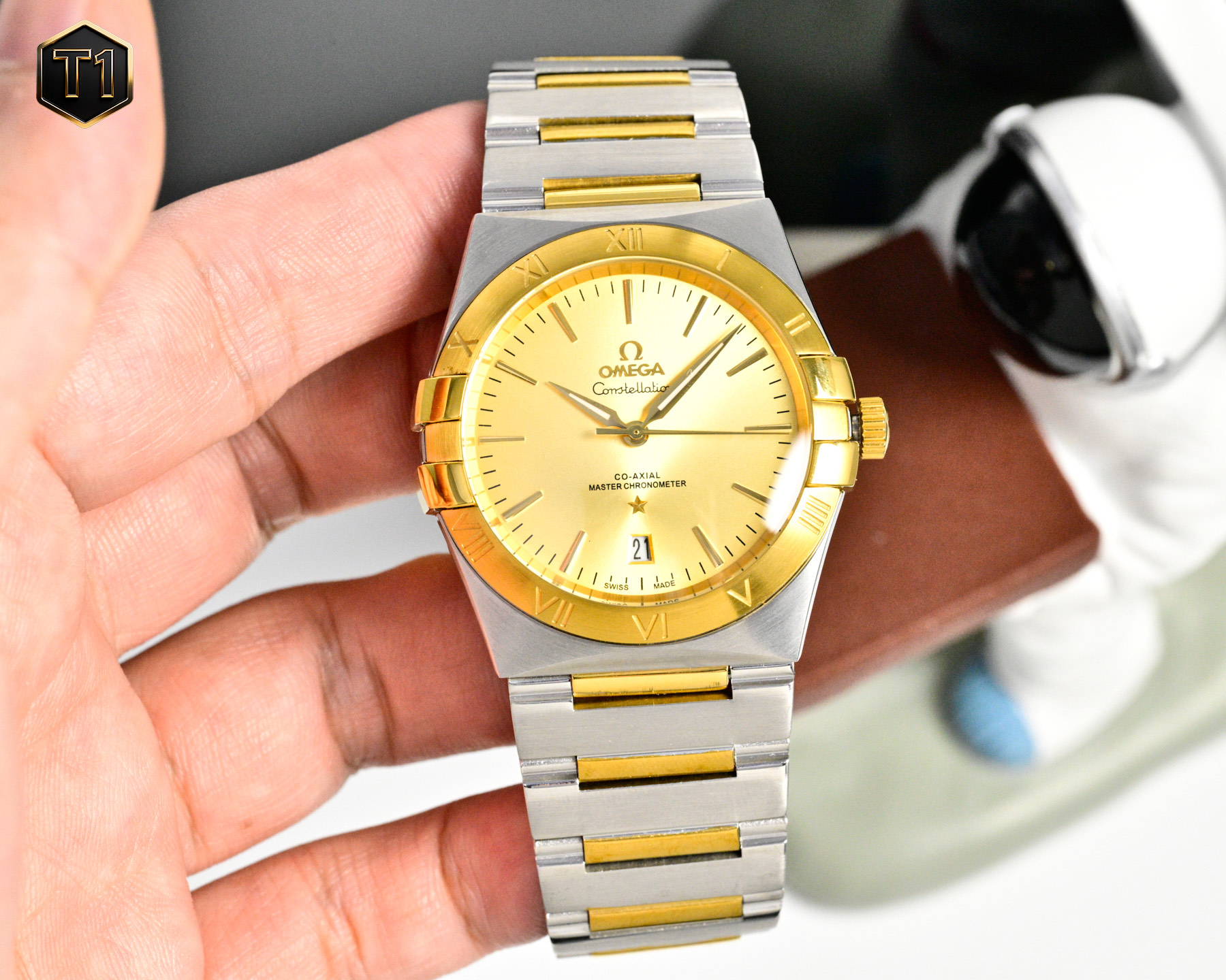 [TOP] OMEGA Men