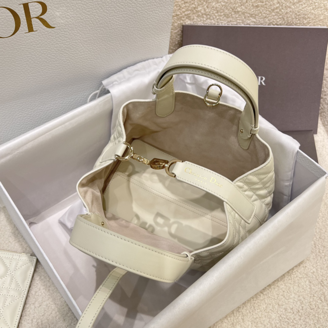 [TOP] Christian Dior Toujours Bag Calfskin 23*14*12cm - White