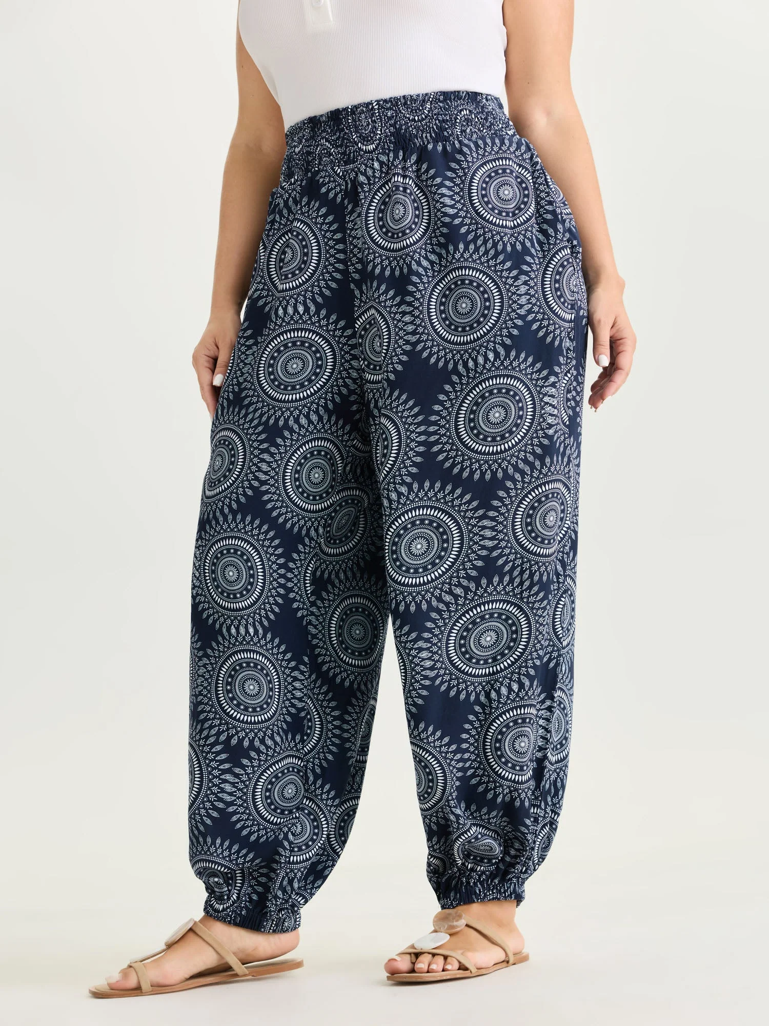 Supersoft Geometric Print Pockets Shirred Waist Pants