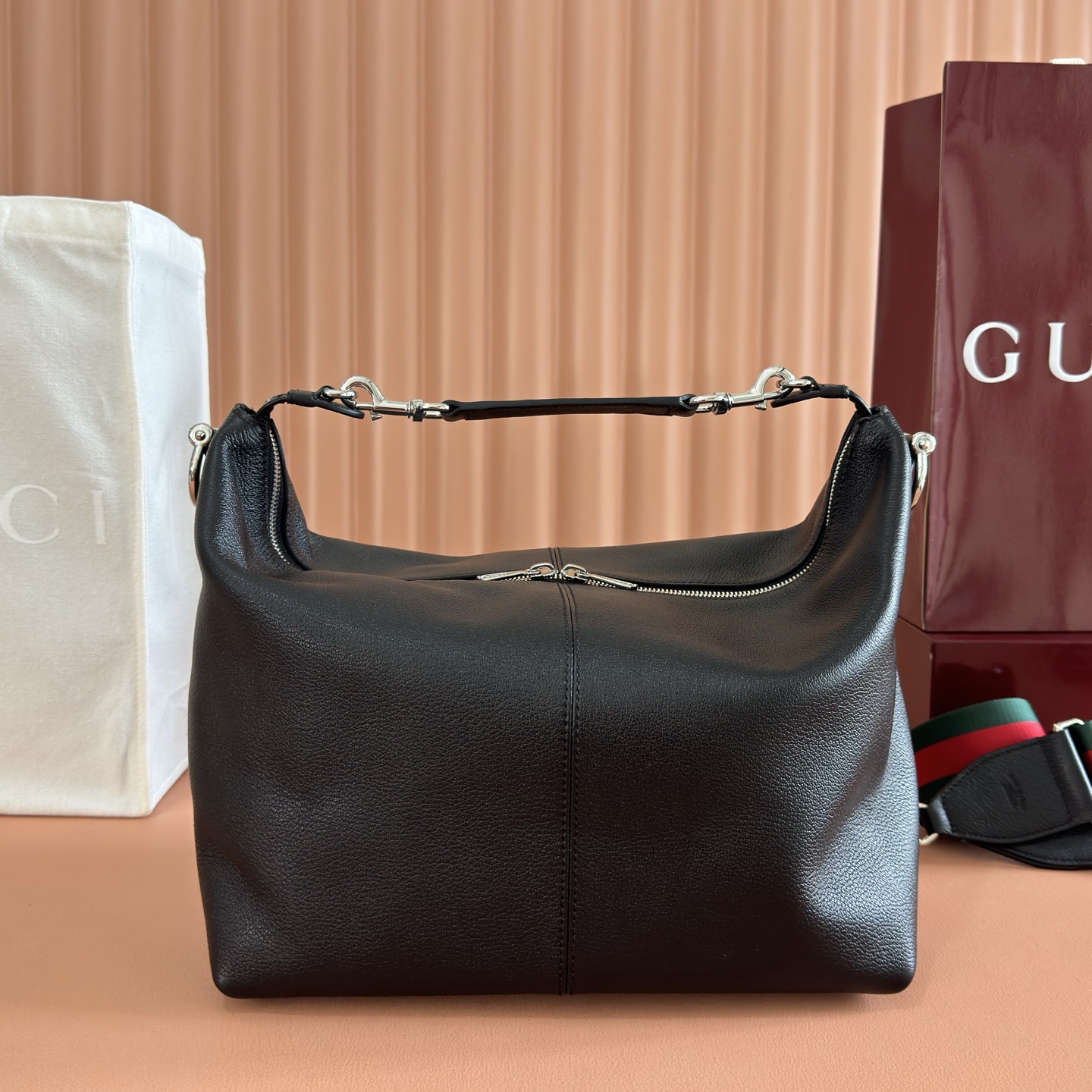 [TOP] GUCCI Brera Bag 33x27x15cm - Black & GHW - 711 Luxury